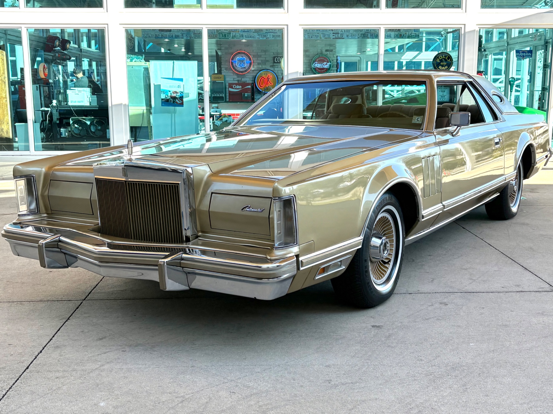 1978 Lincoln Mark V