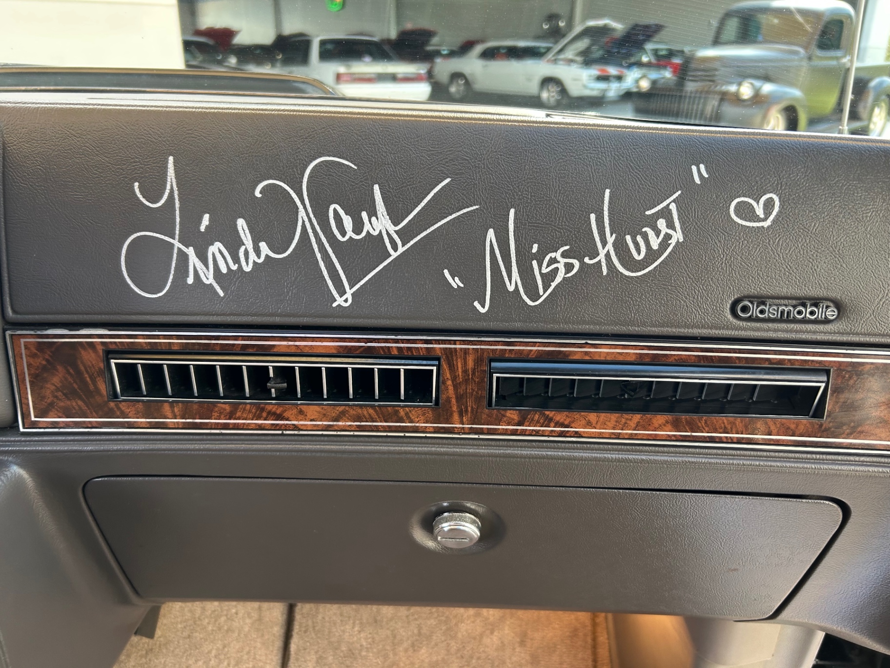 Vehicle photo 42