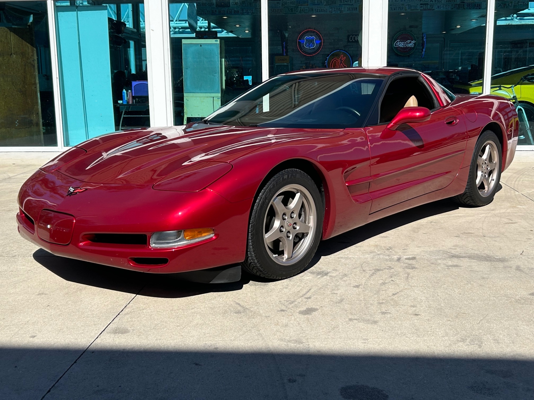 2004 Chevrolet Corvette Base photo 12