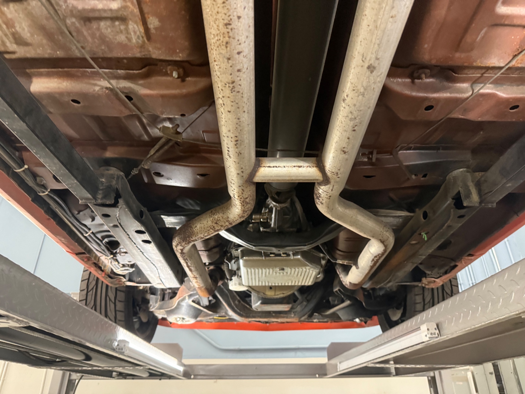 Vehicle photo 41