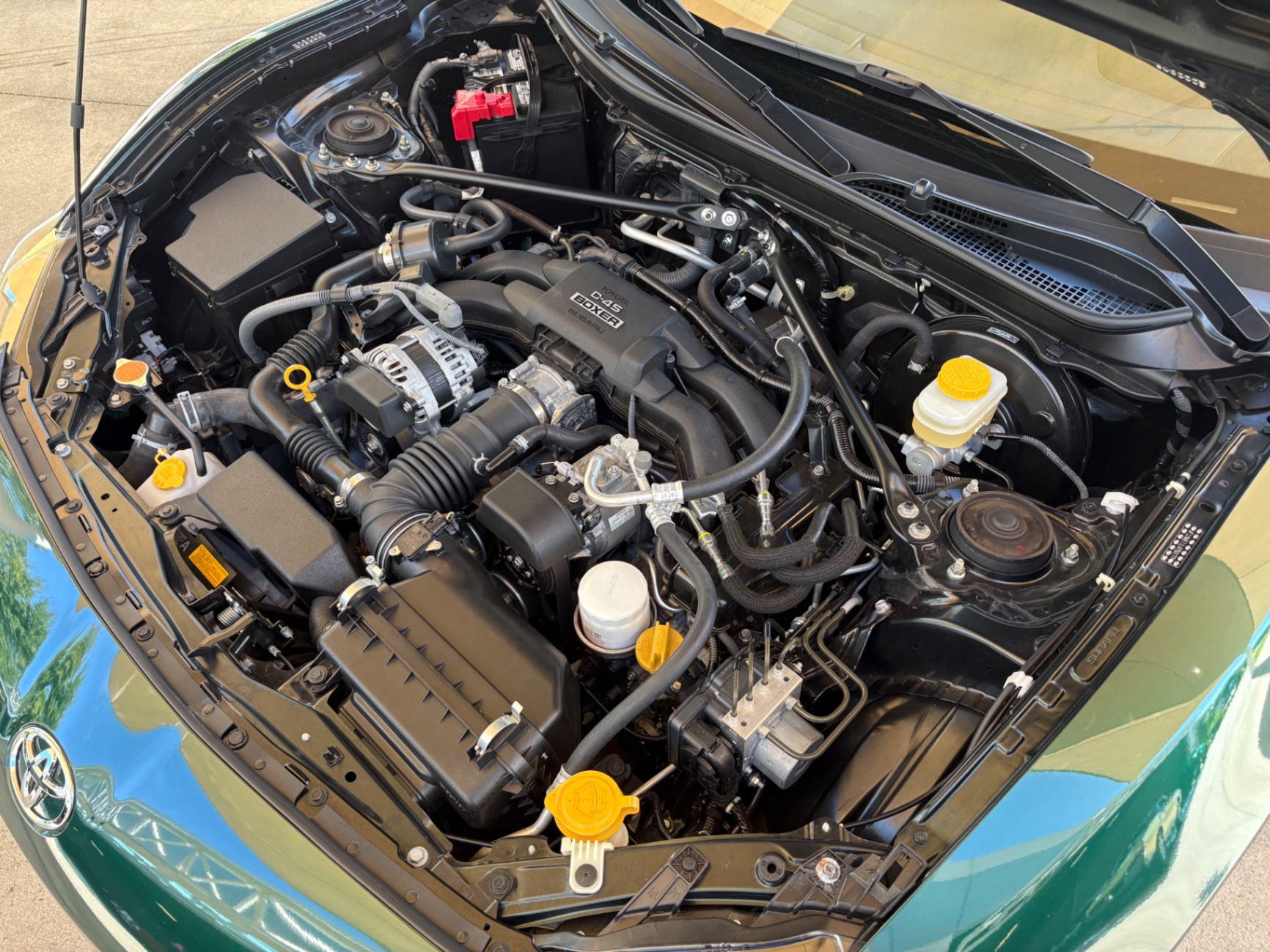Vehicle photo 26