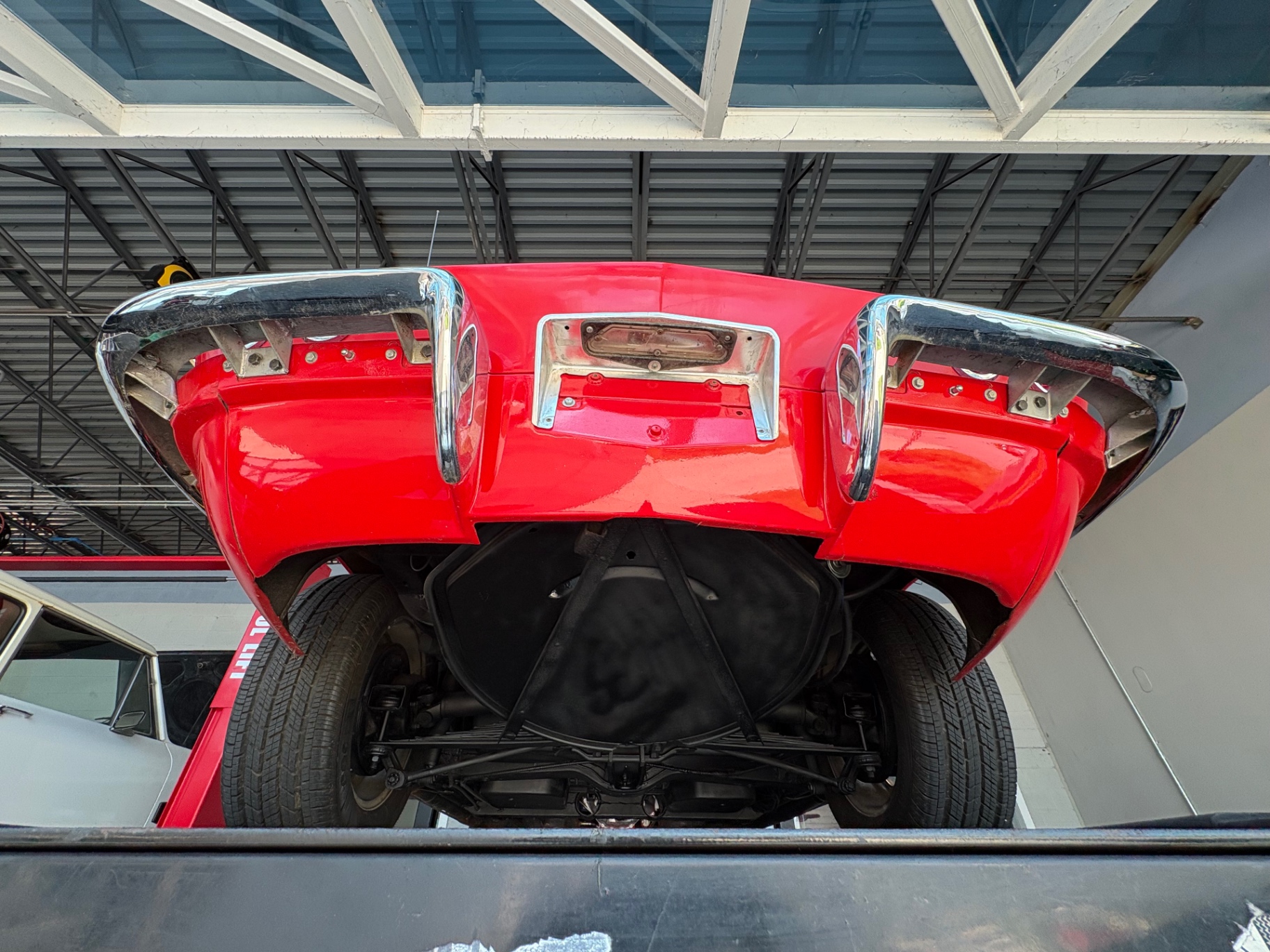 Vehicle photo 47