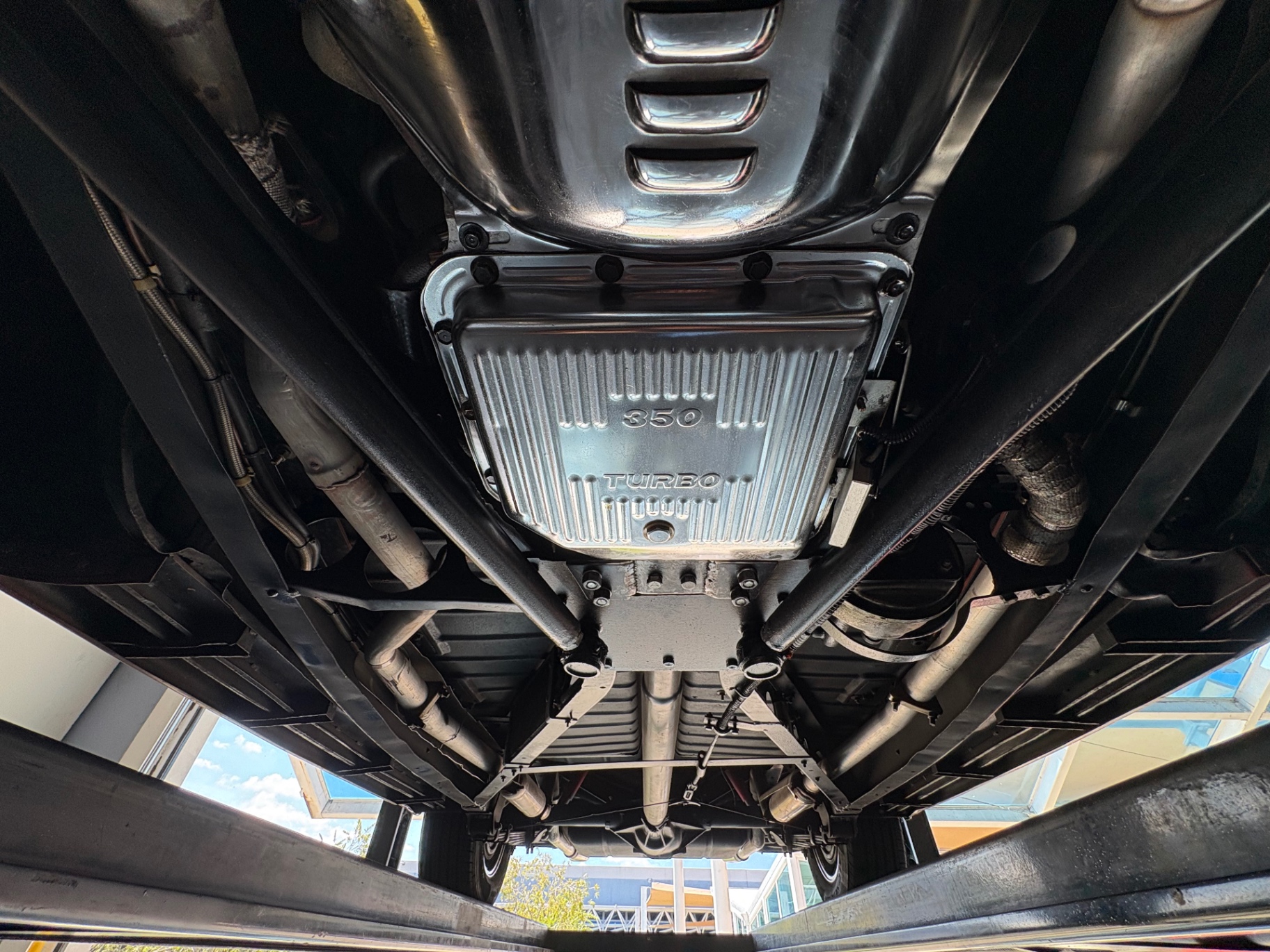 Vehicle photo 47