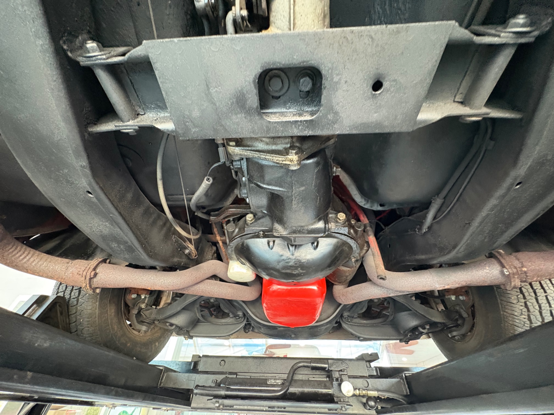 Vehicle photo 49