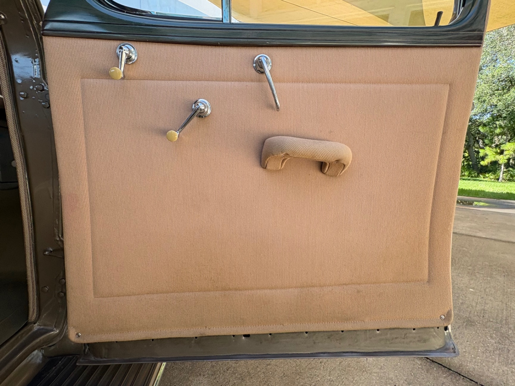 Vehicle photo 32