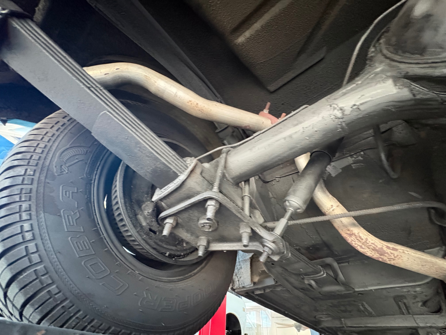 Vehicle photo 45