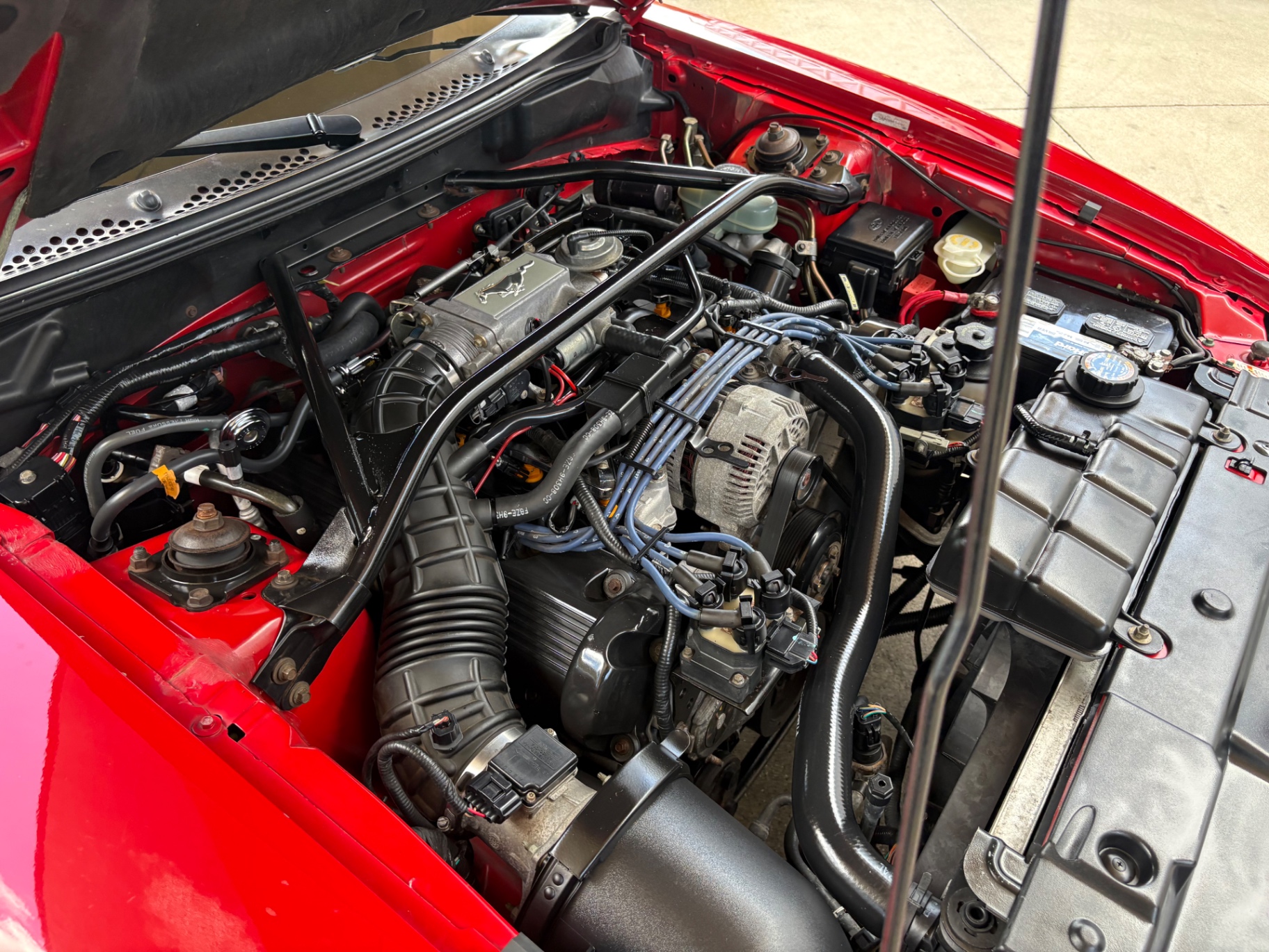 Vehicle photo 30