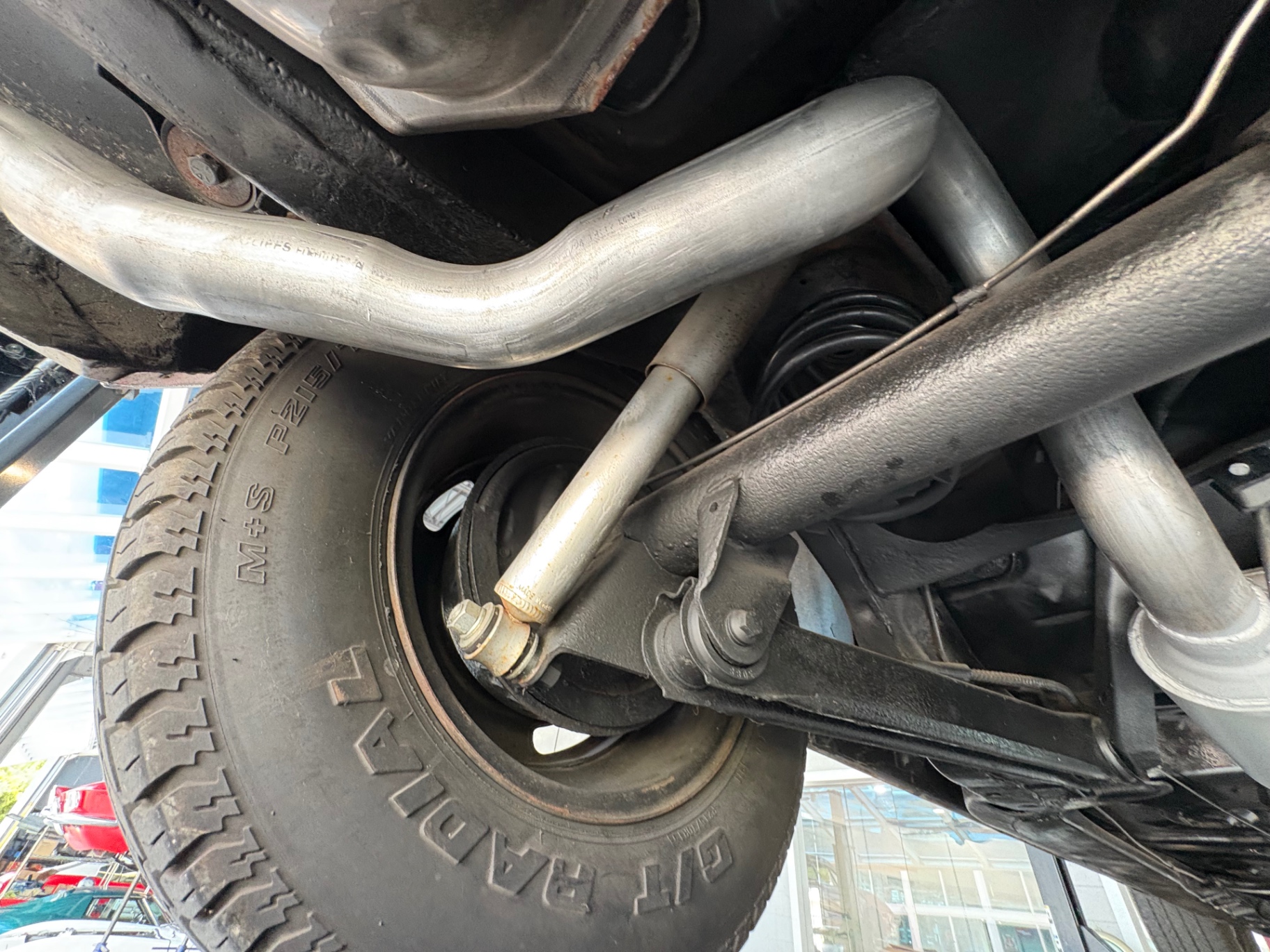 Vehicle photo 50