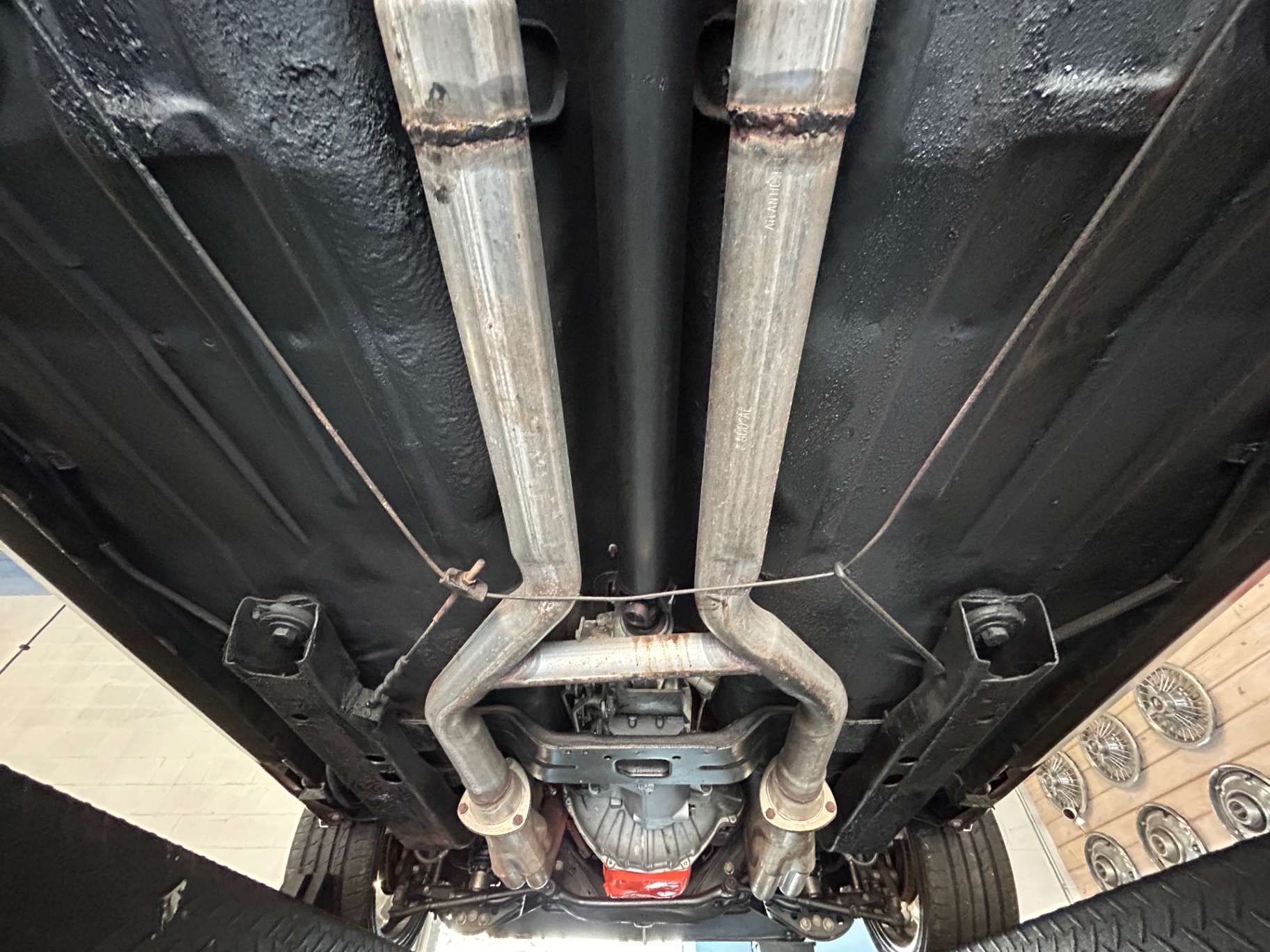 Vehicle photo 51