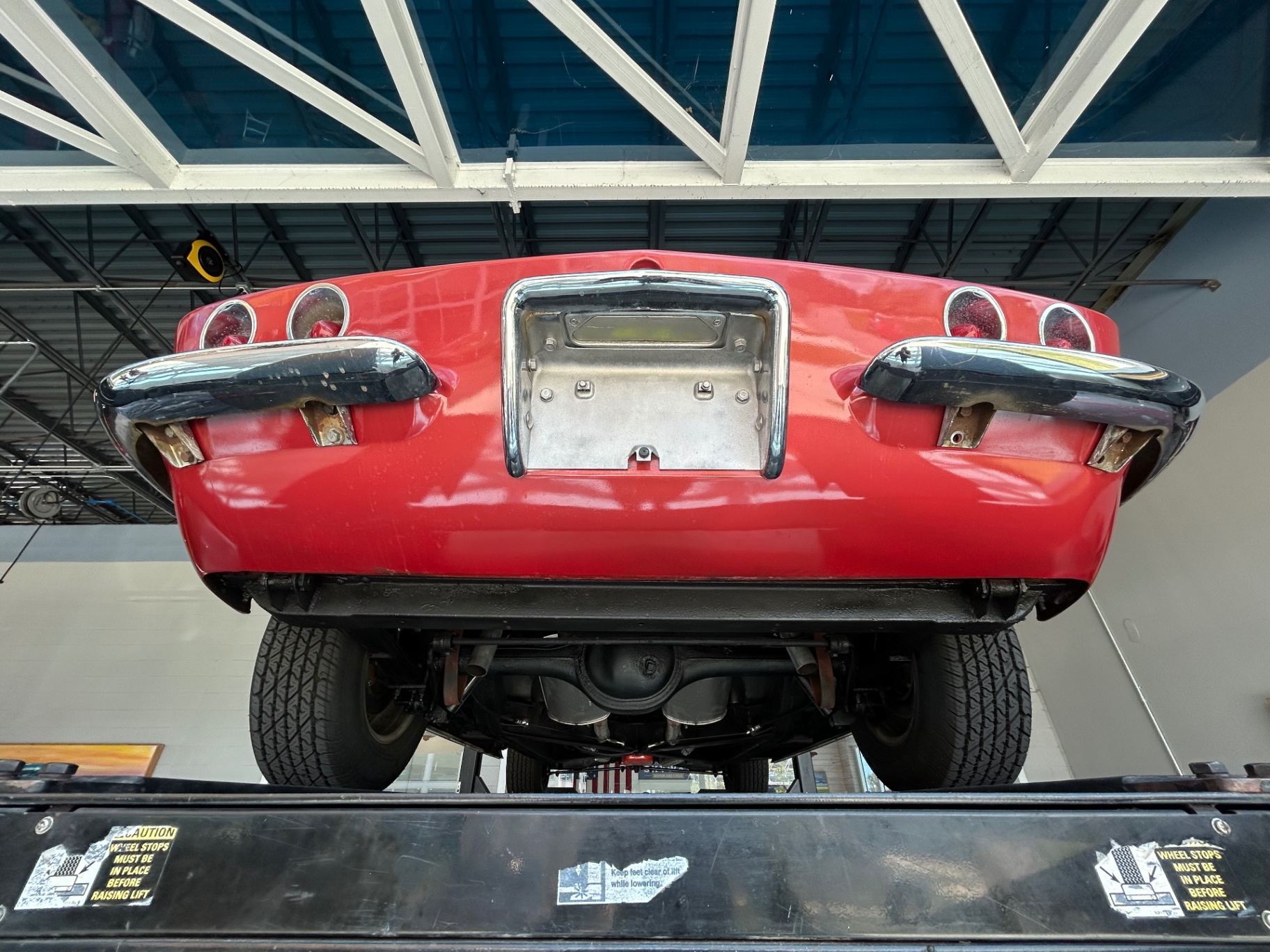 Vehicle photo 44