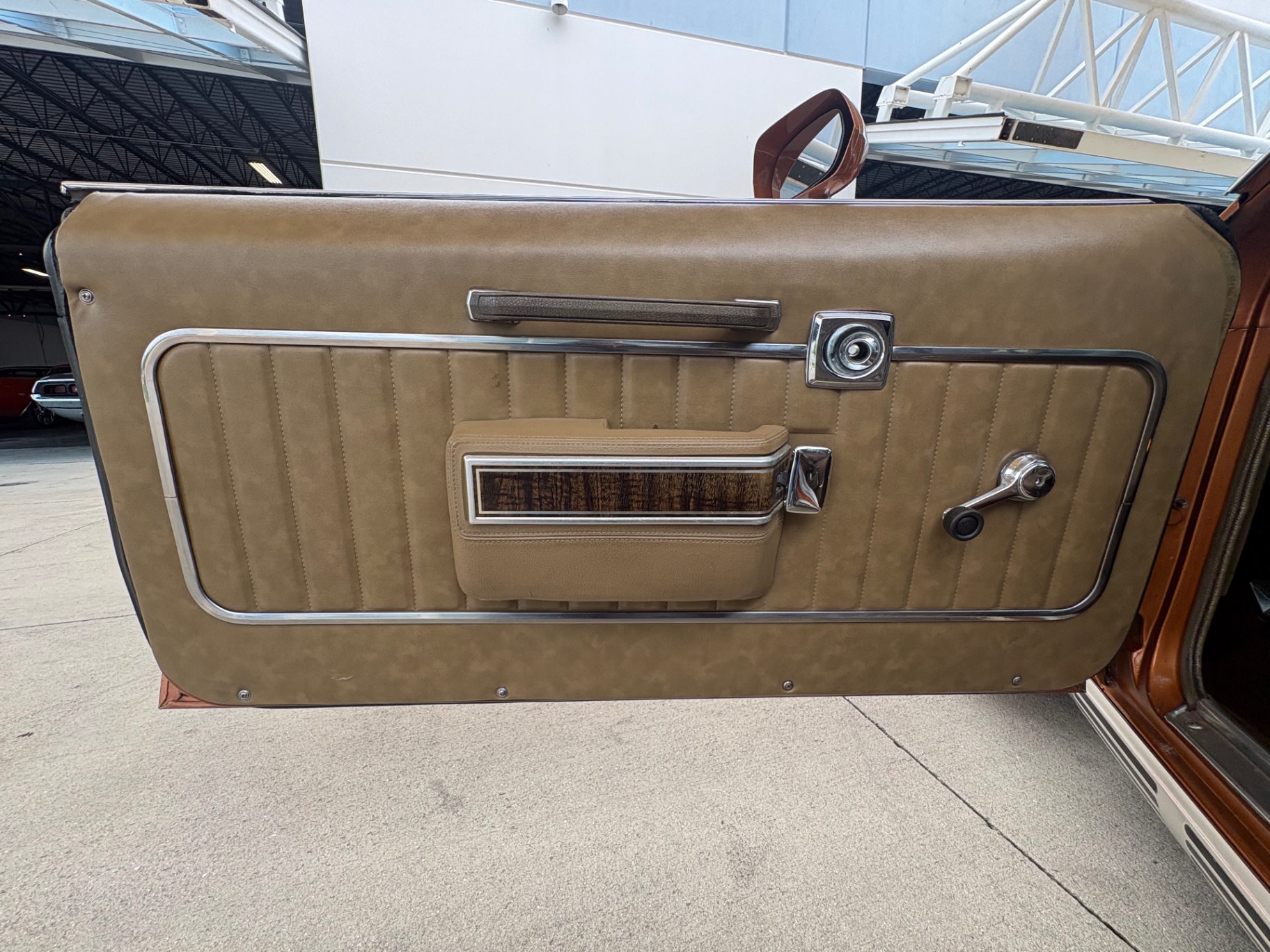 Vehicle photo 31