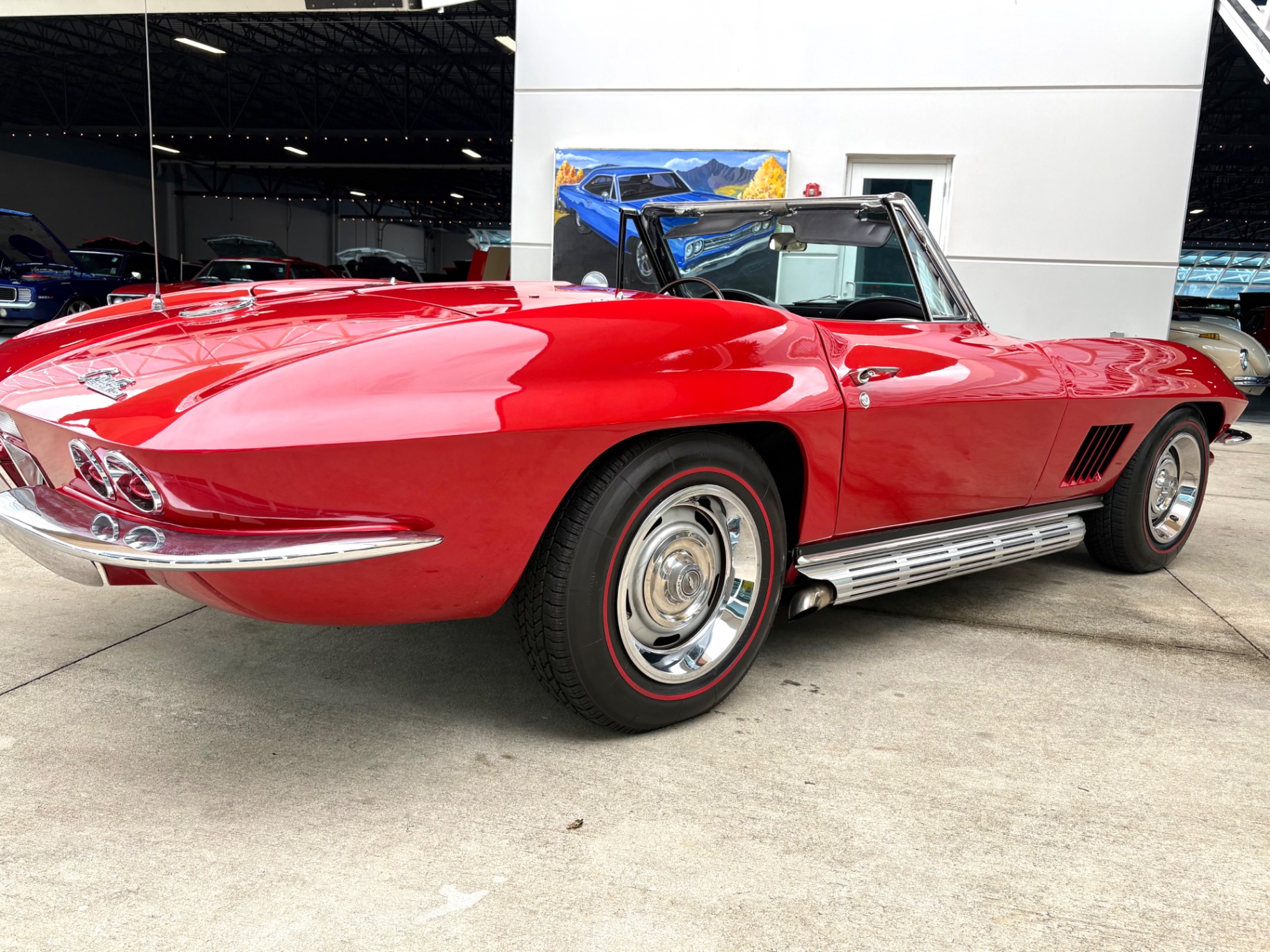 Vehicle photo 16