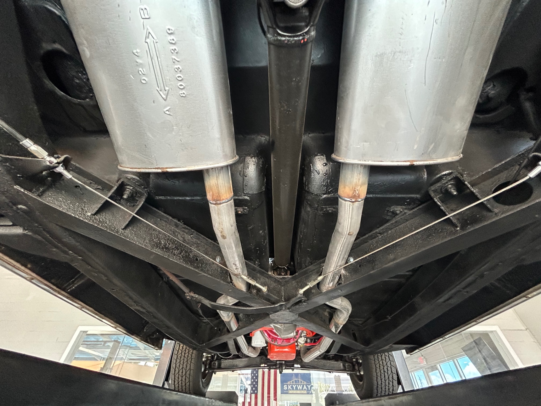 Vehicle photo 48
