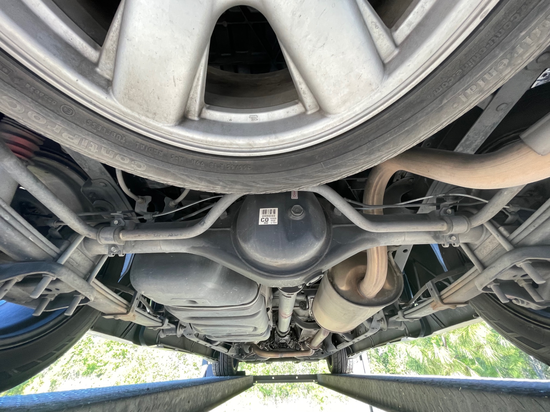 Vehicle photo 43