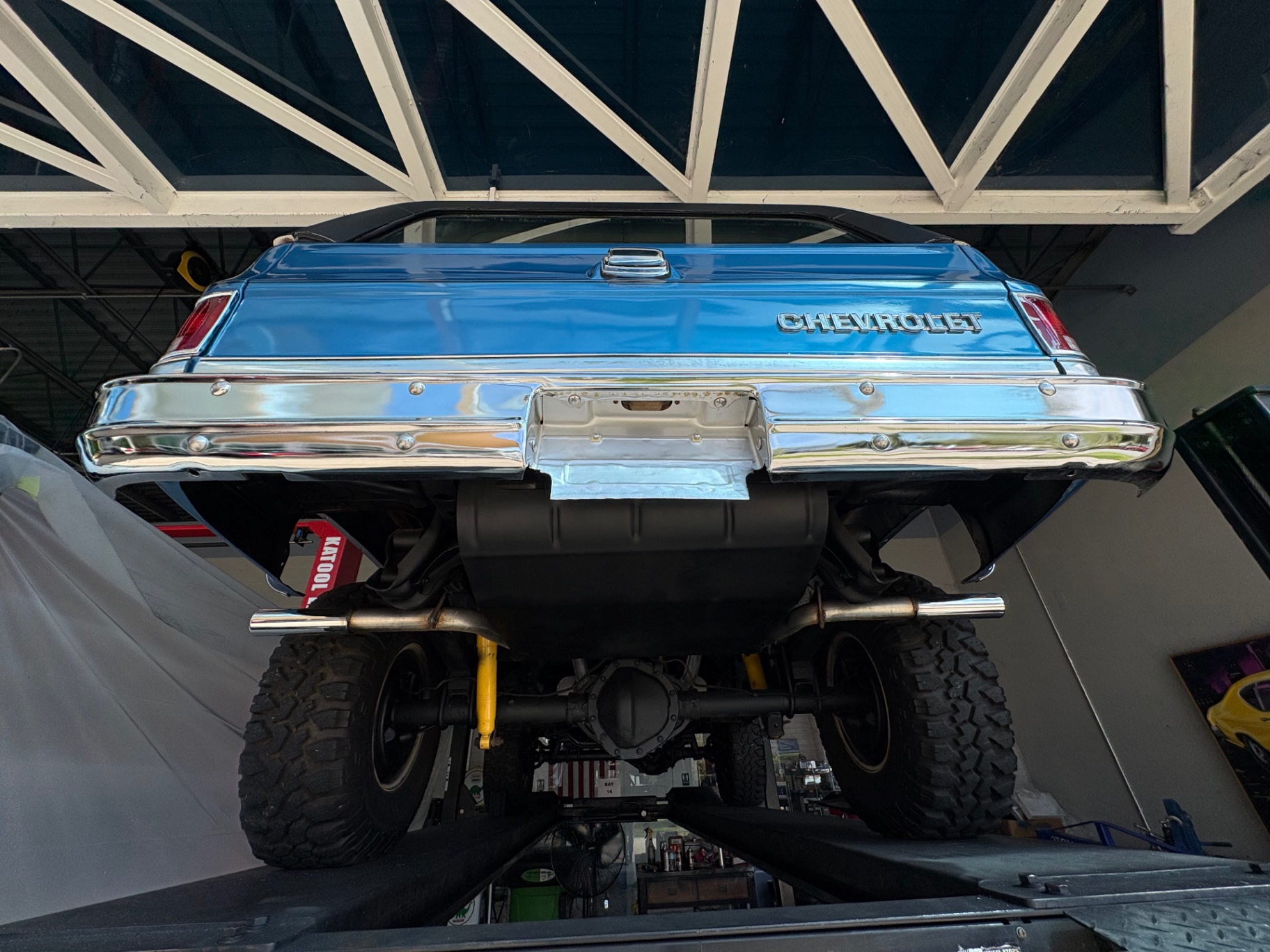 Vehicle photo 41
