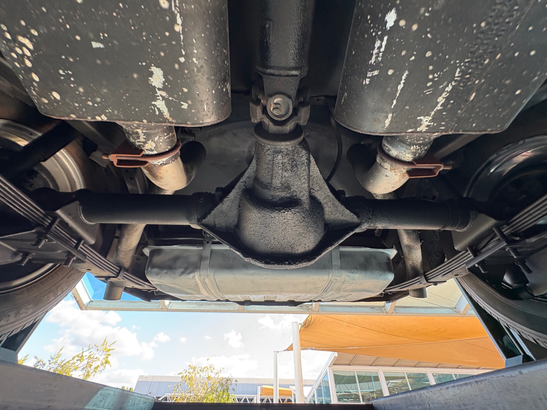 Vehicle photo 61