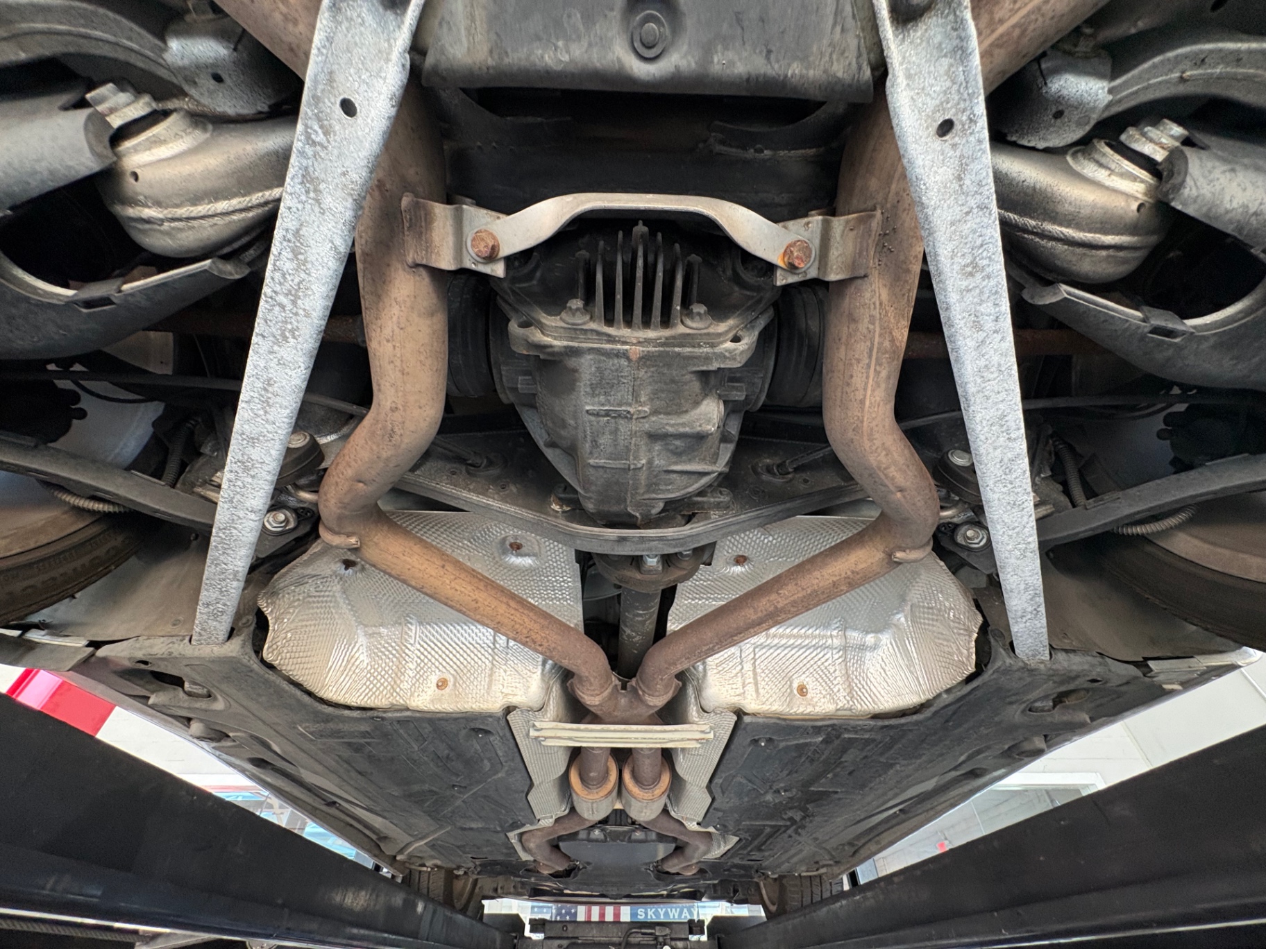 Vehicle photo 50