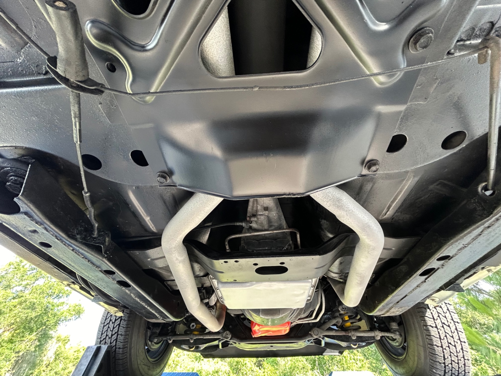 Vehicle photo 36