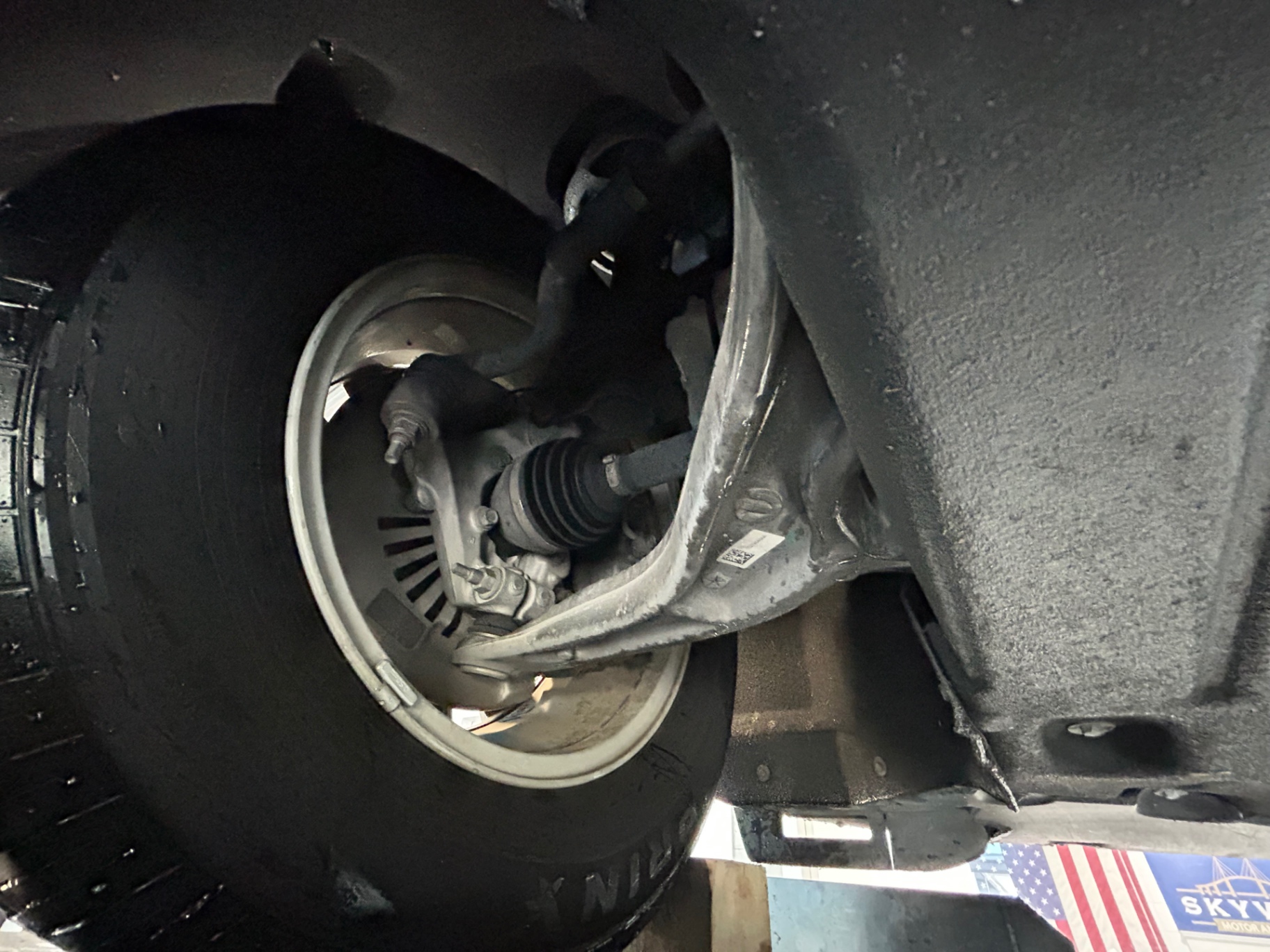 Vehicle photo 49