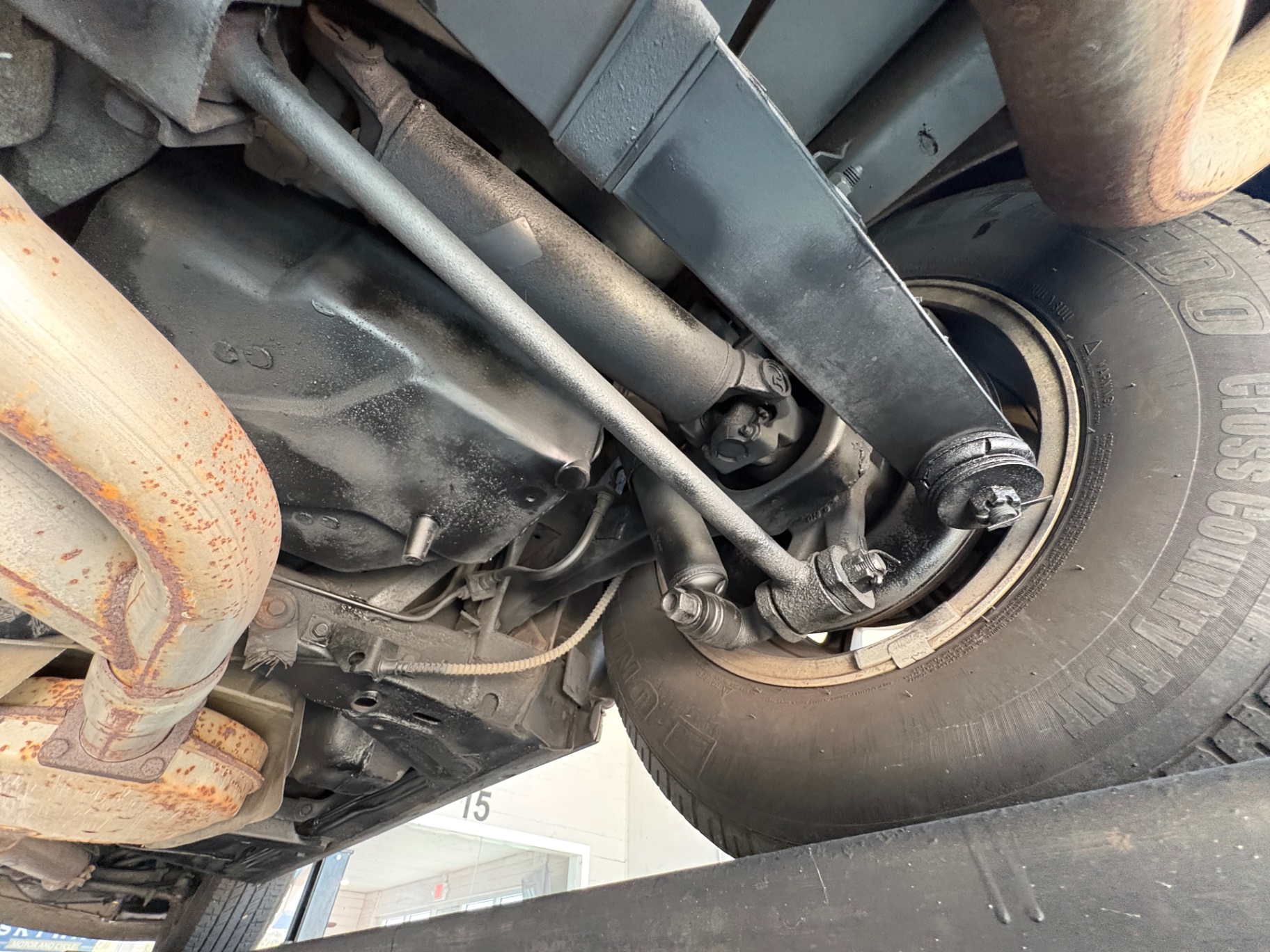 Vehicle photo 44