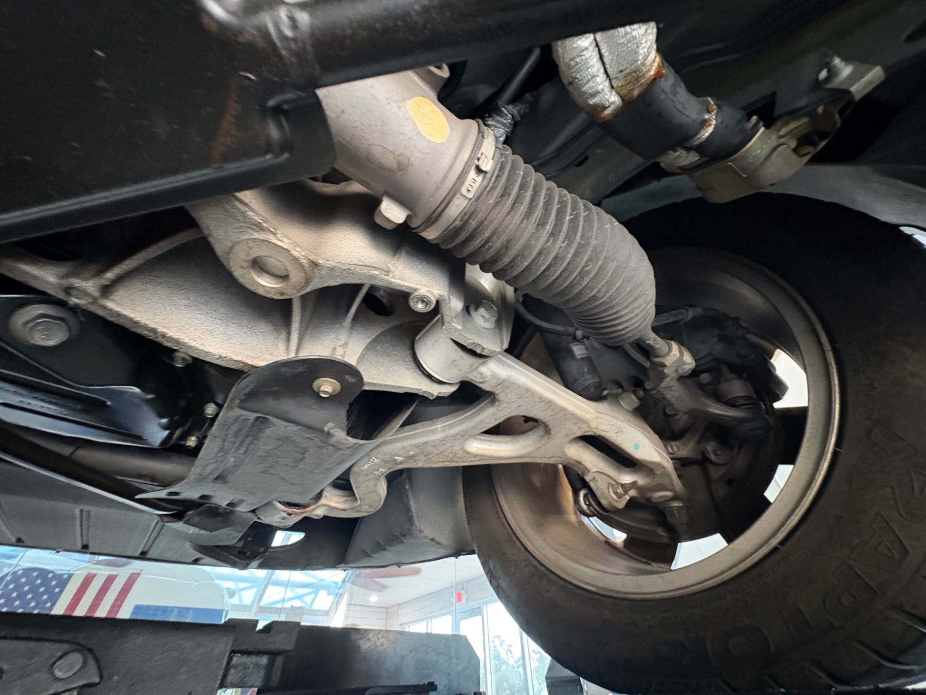 Vehicle photo 59