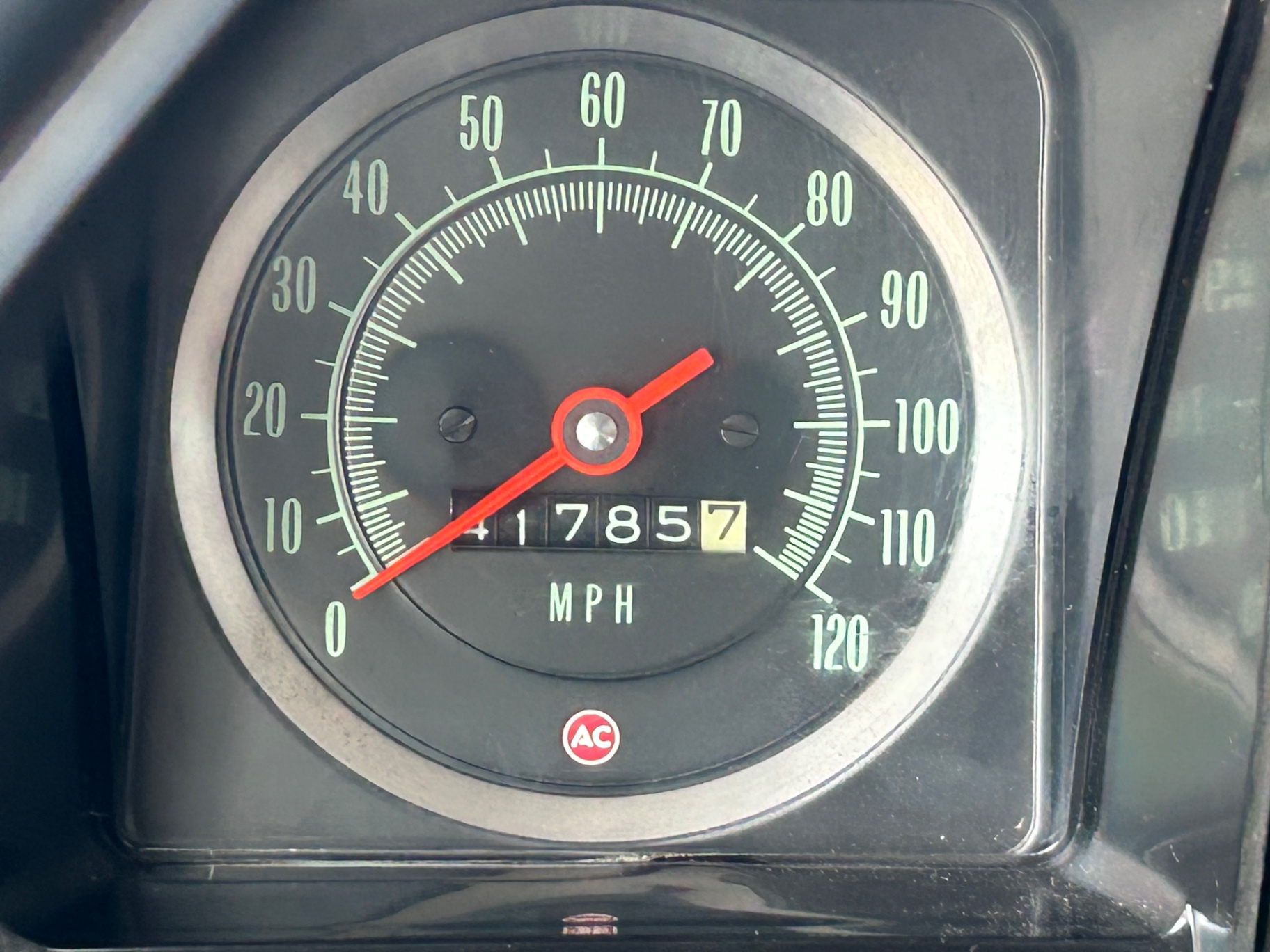 Vehicle photo 16