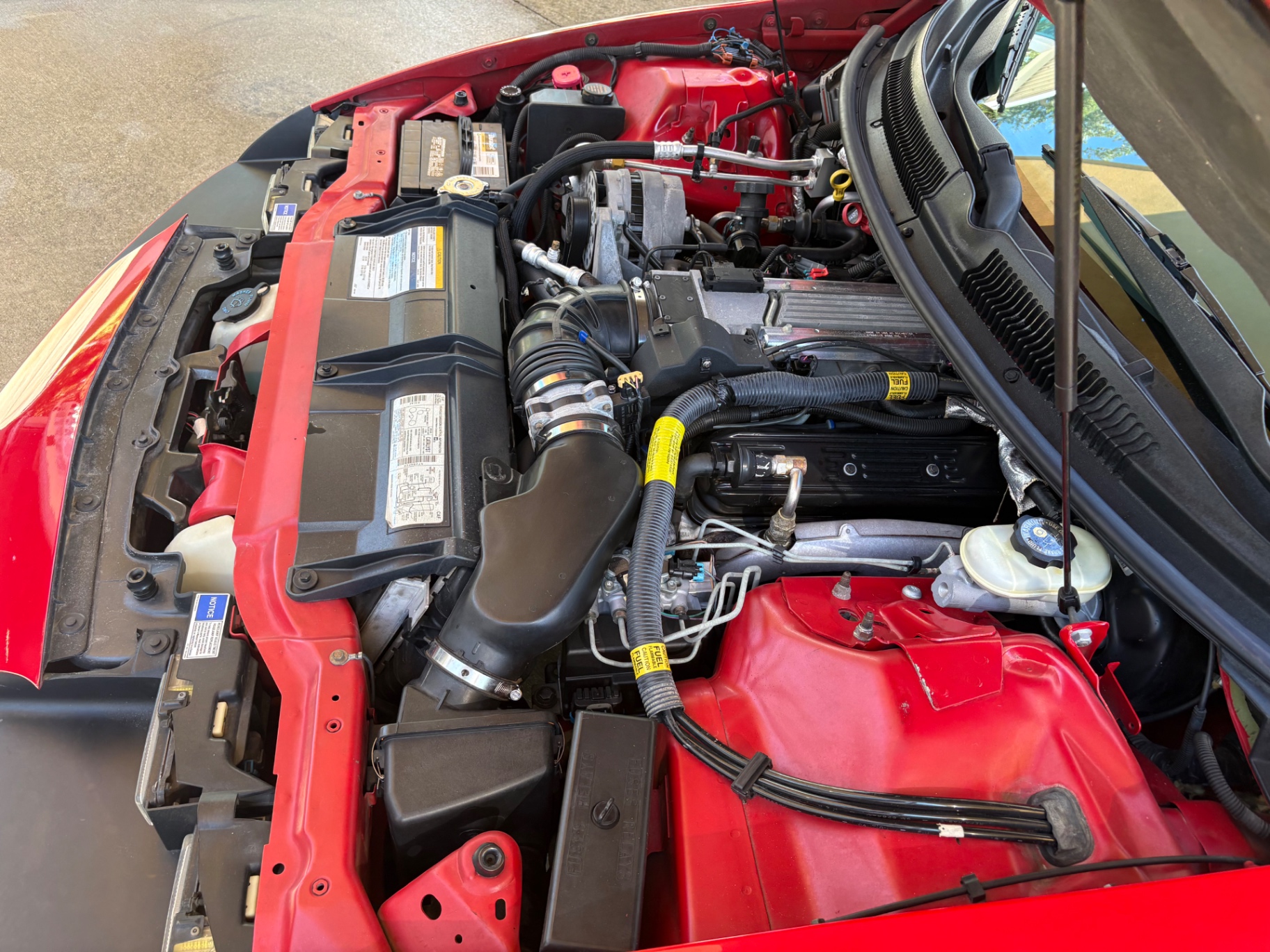Vehicle photo 30