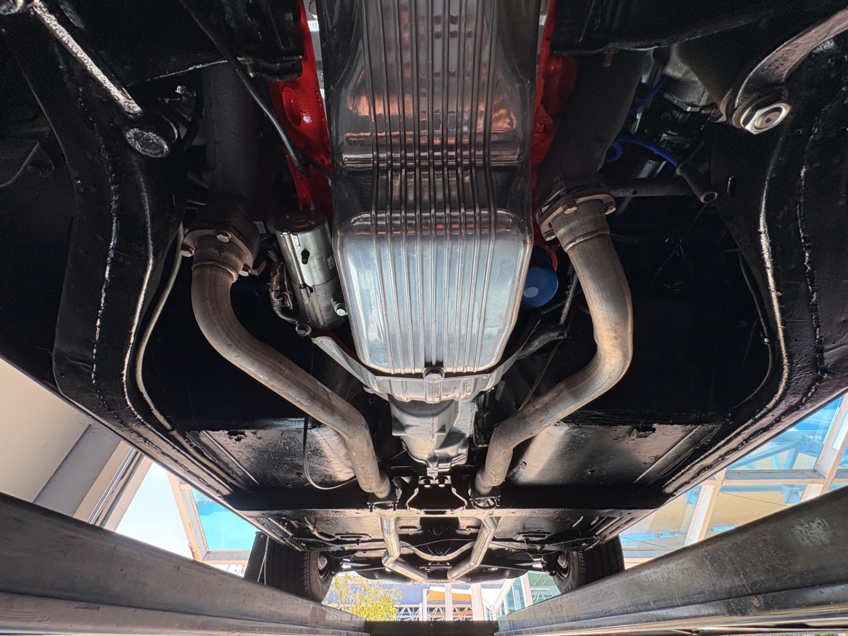 Vehicle photo 66