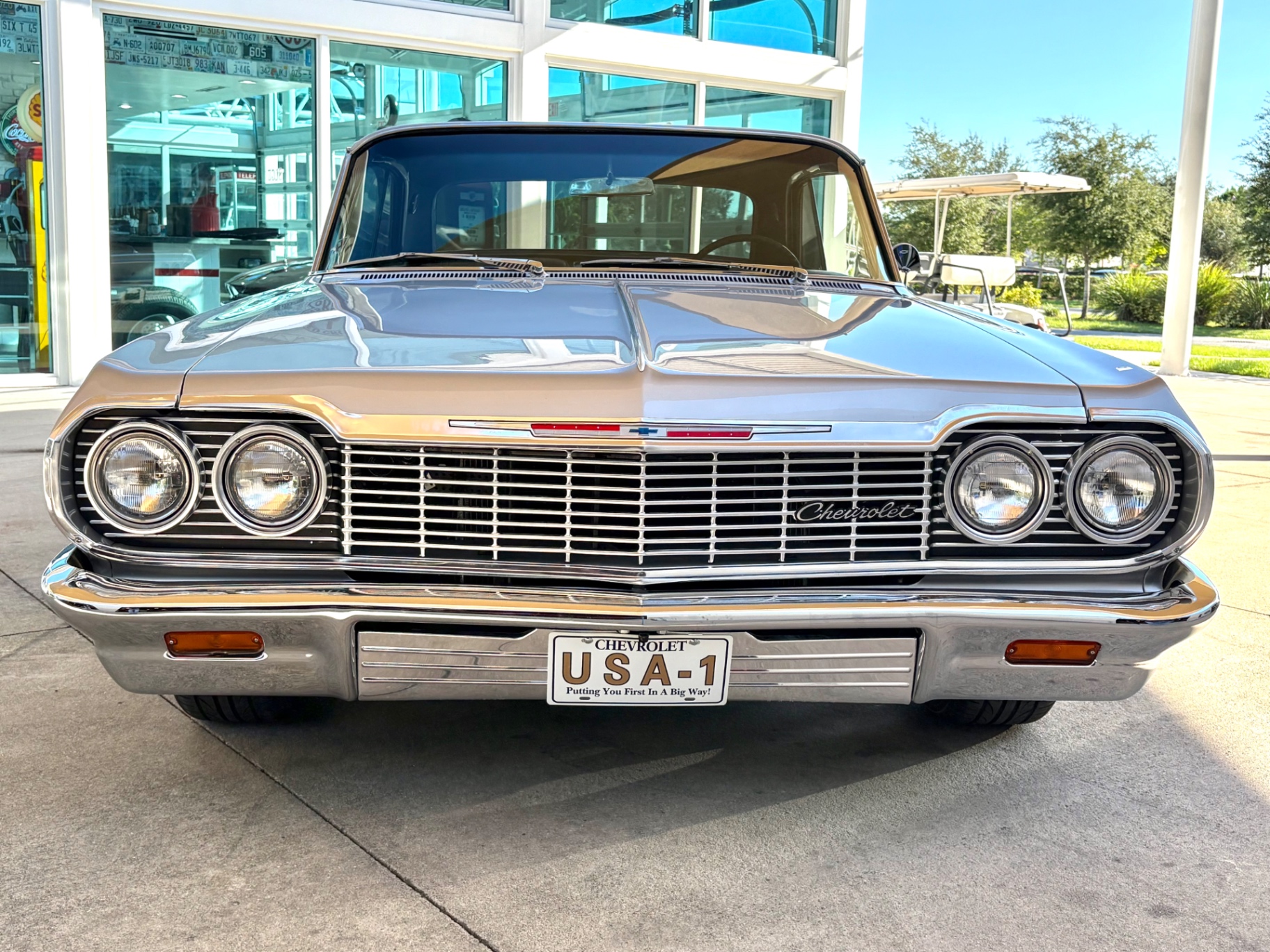 Vehicle photo 2