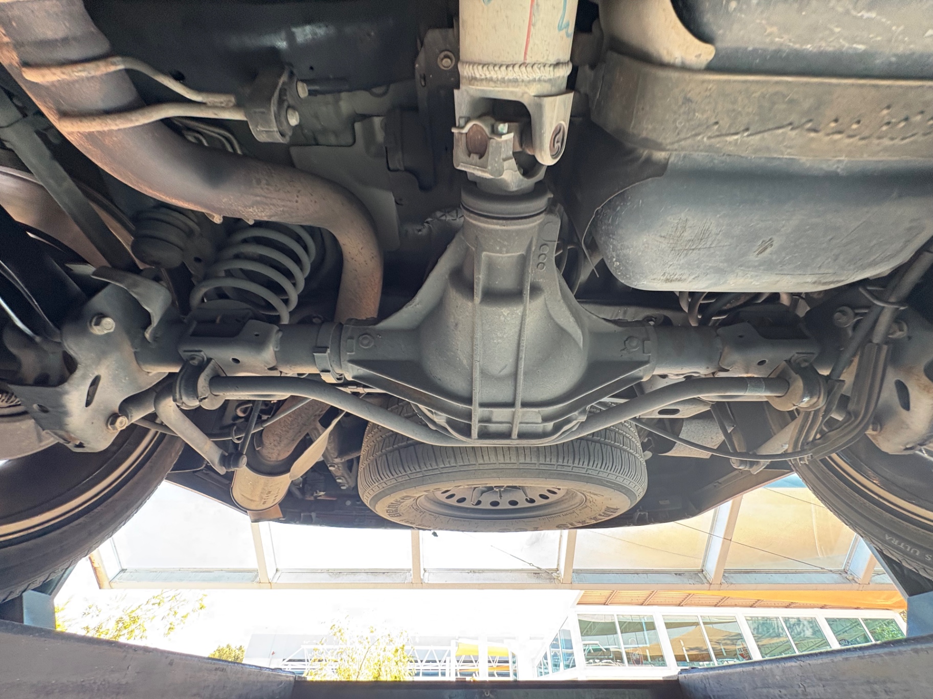 Vehicle photo 61