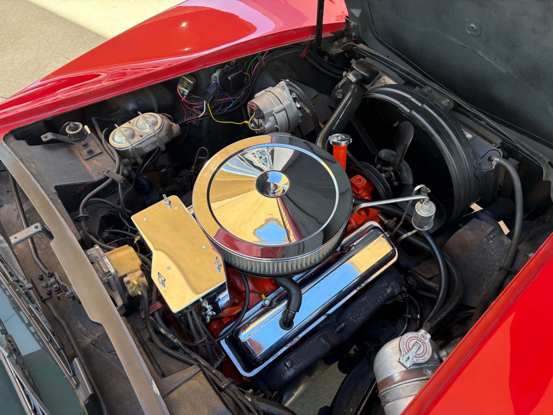 Vehicle photo 33