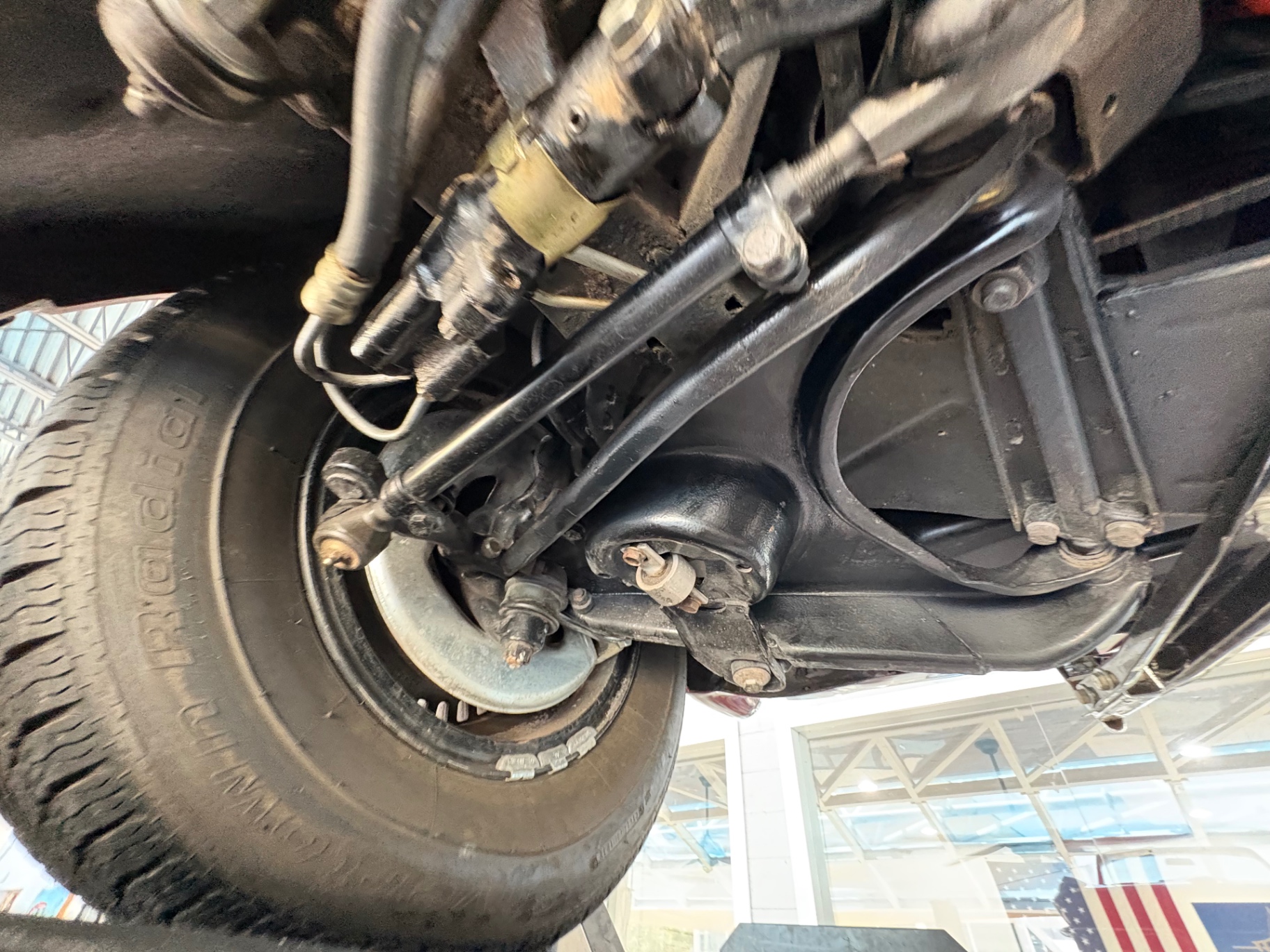 Vehicle photo 56