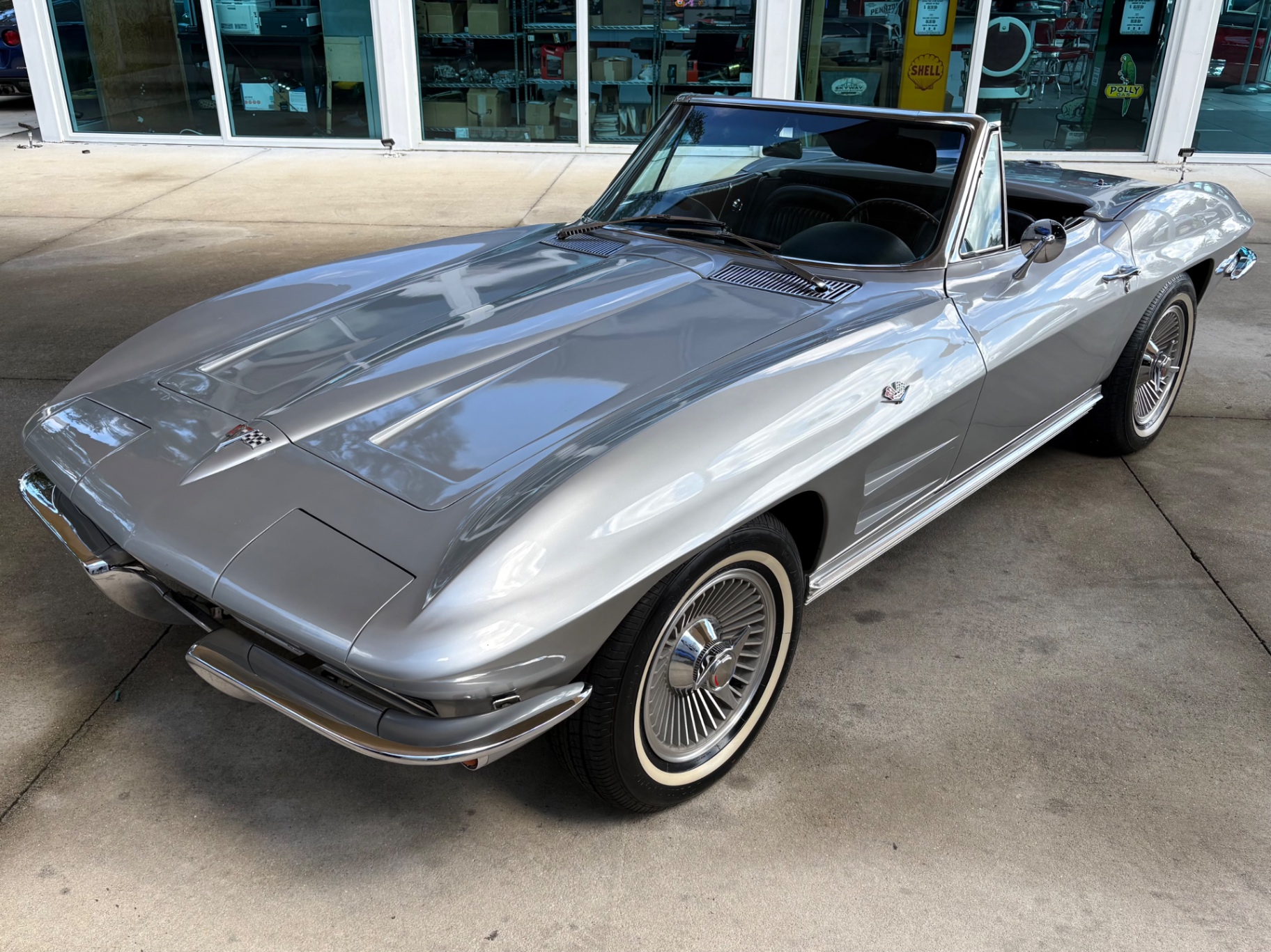 Vehicle photo 20