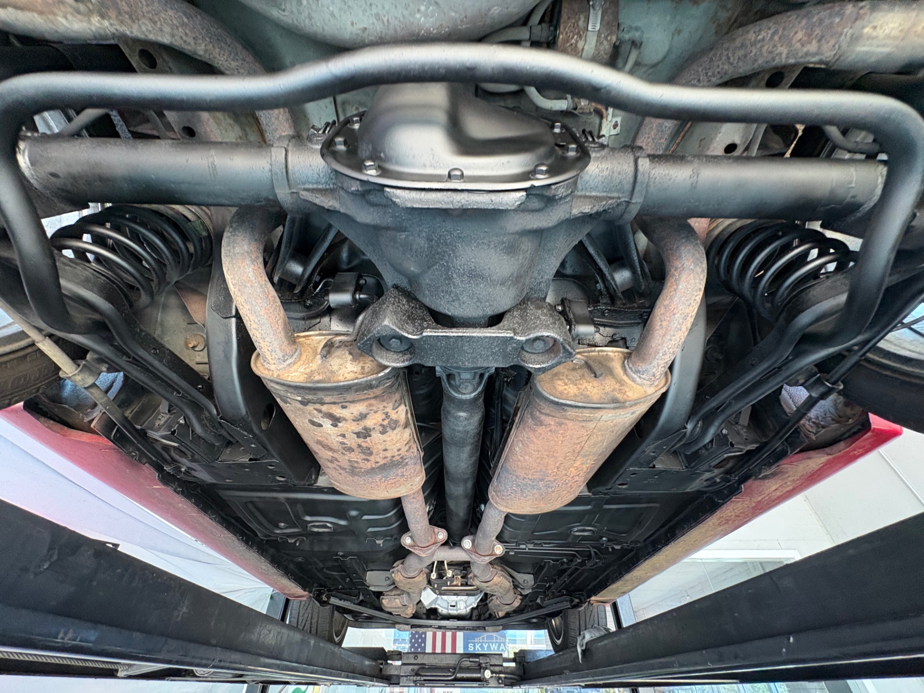 Vehicle photo 47
