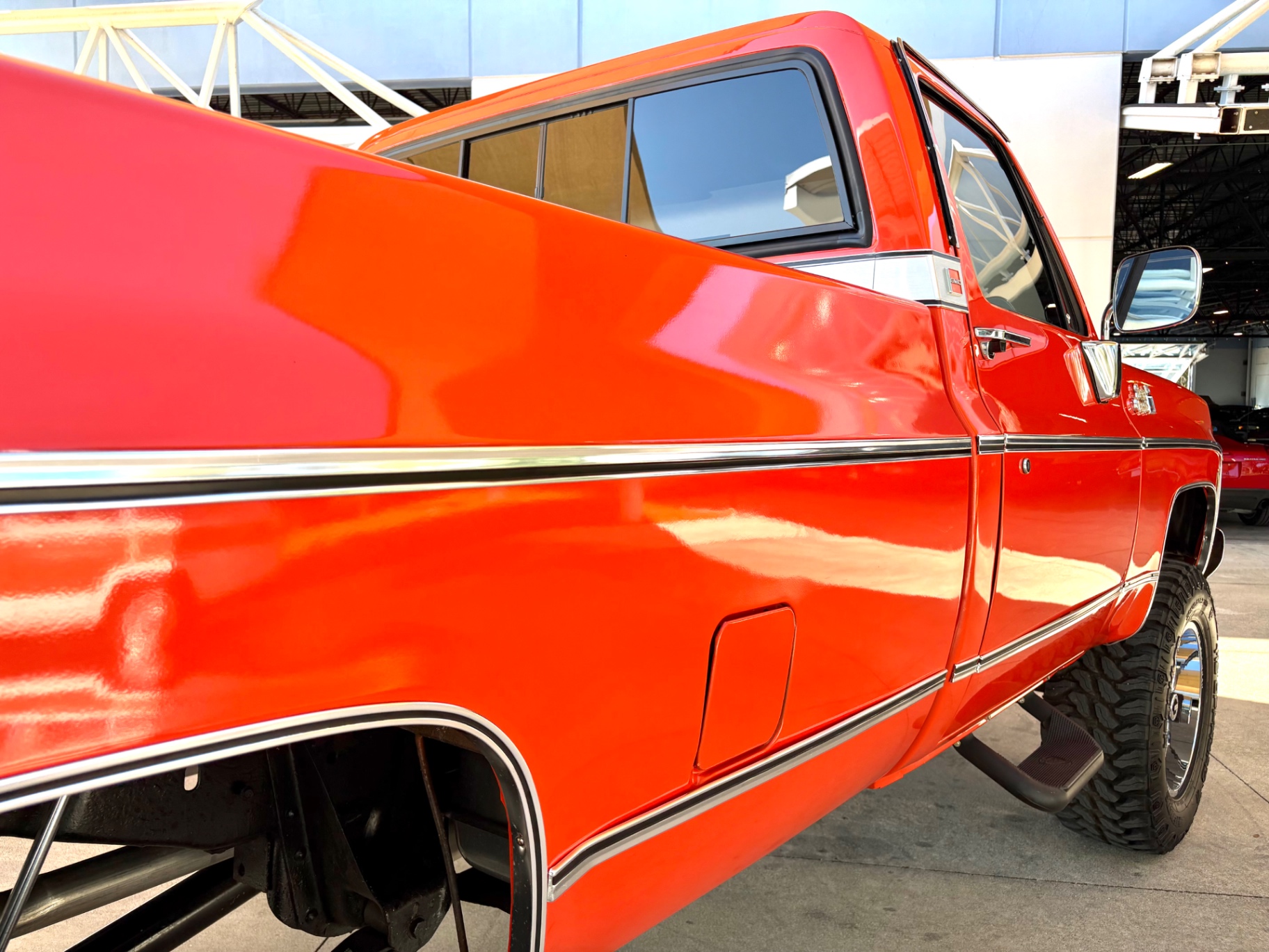 Vehicle photo 16