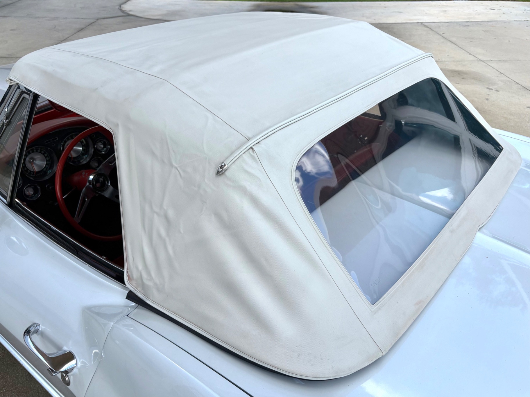 Vehicle photo 25