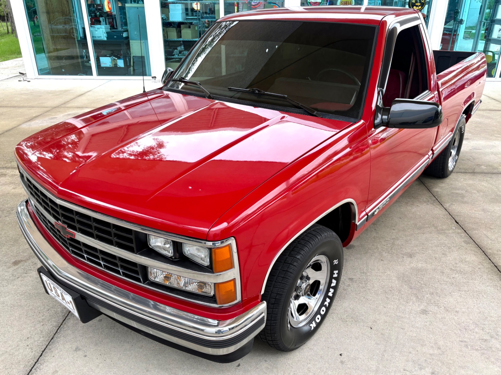 Vehicle photo 20