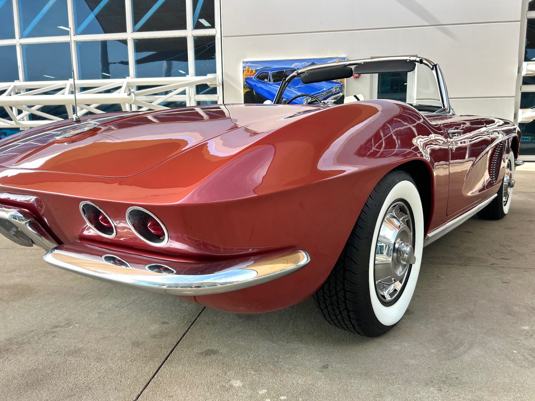 Vehicle photo 15