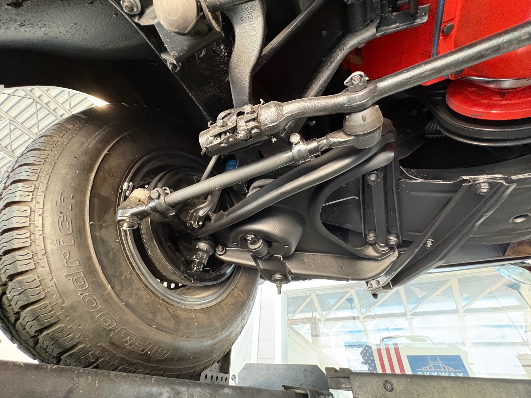 Vehicle photo 62