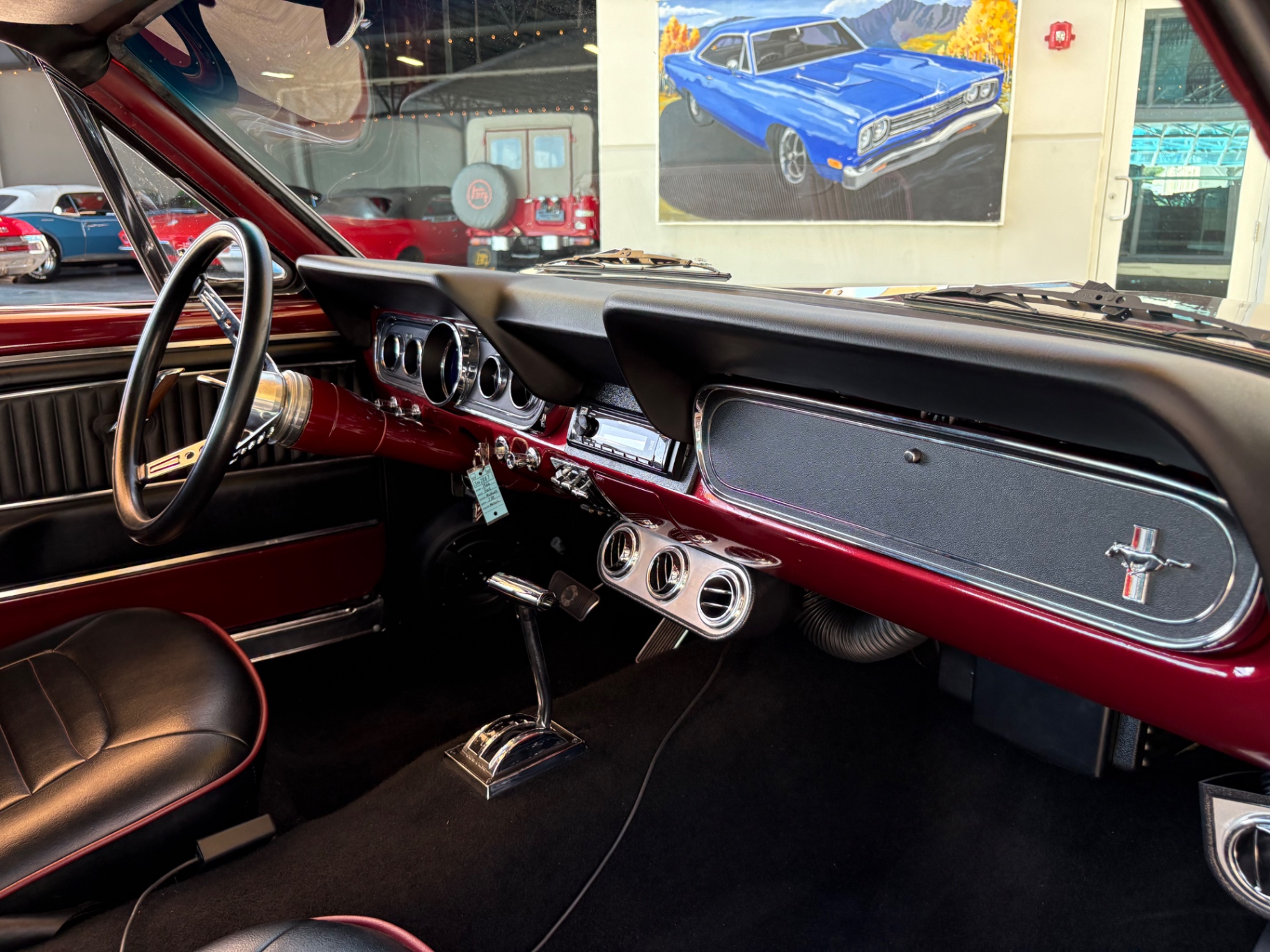 Vehicle photo 36
