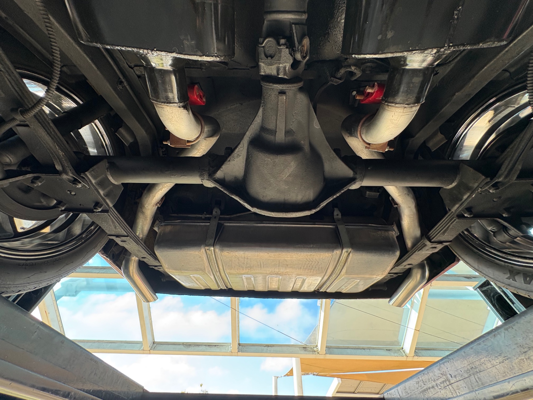 Vehicle photo 58