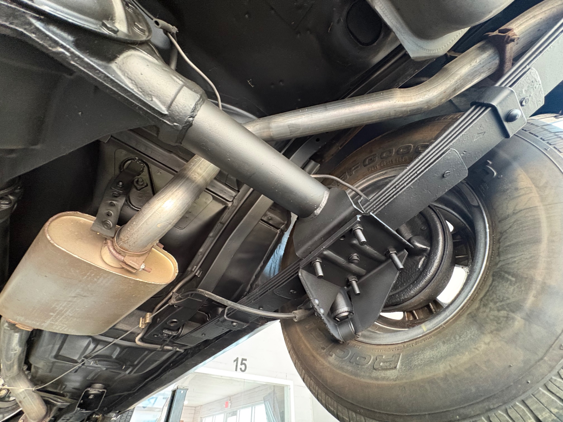 Vehicle photo 49