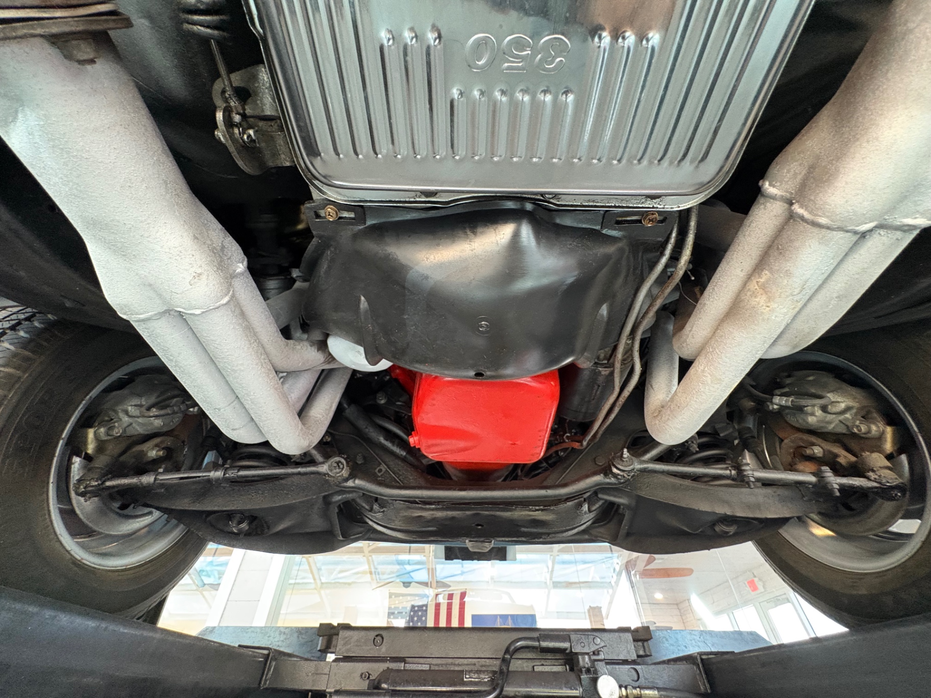 Vehicle photo 54