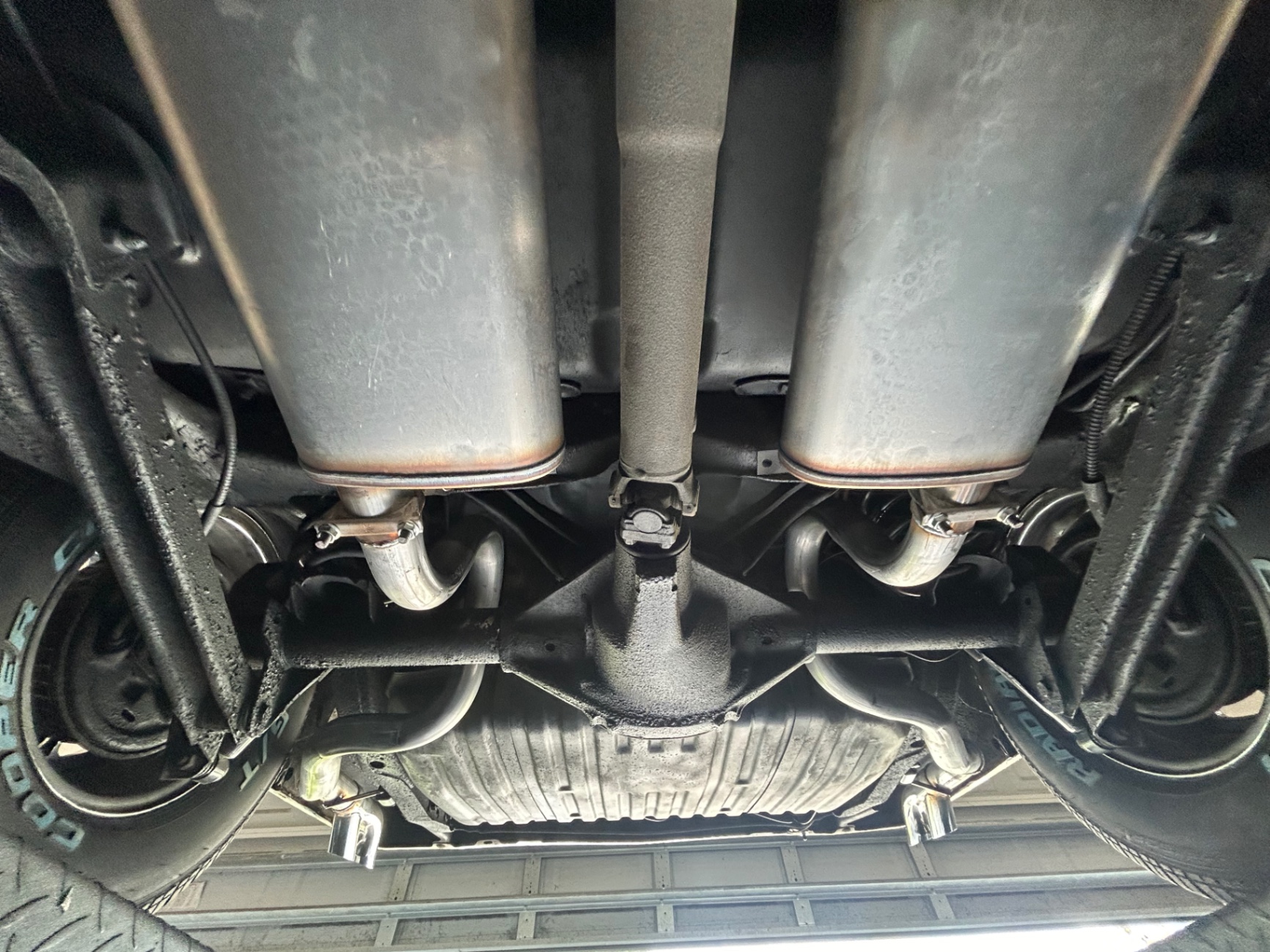 Vehicle photo 40