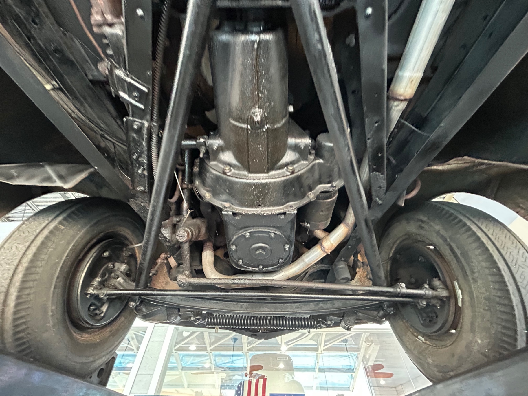 Vehicle photo 44
