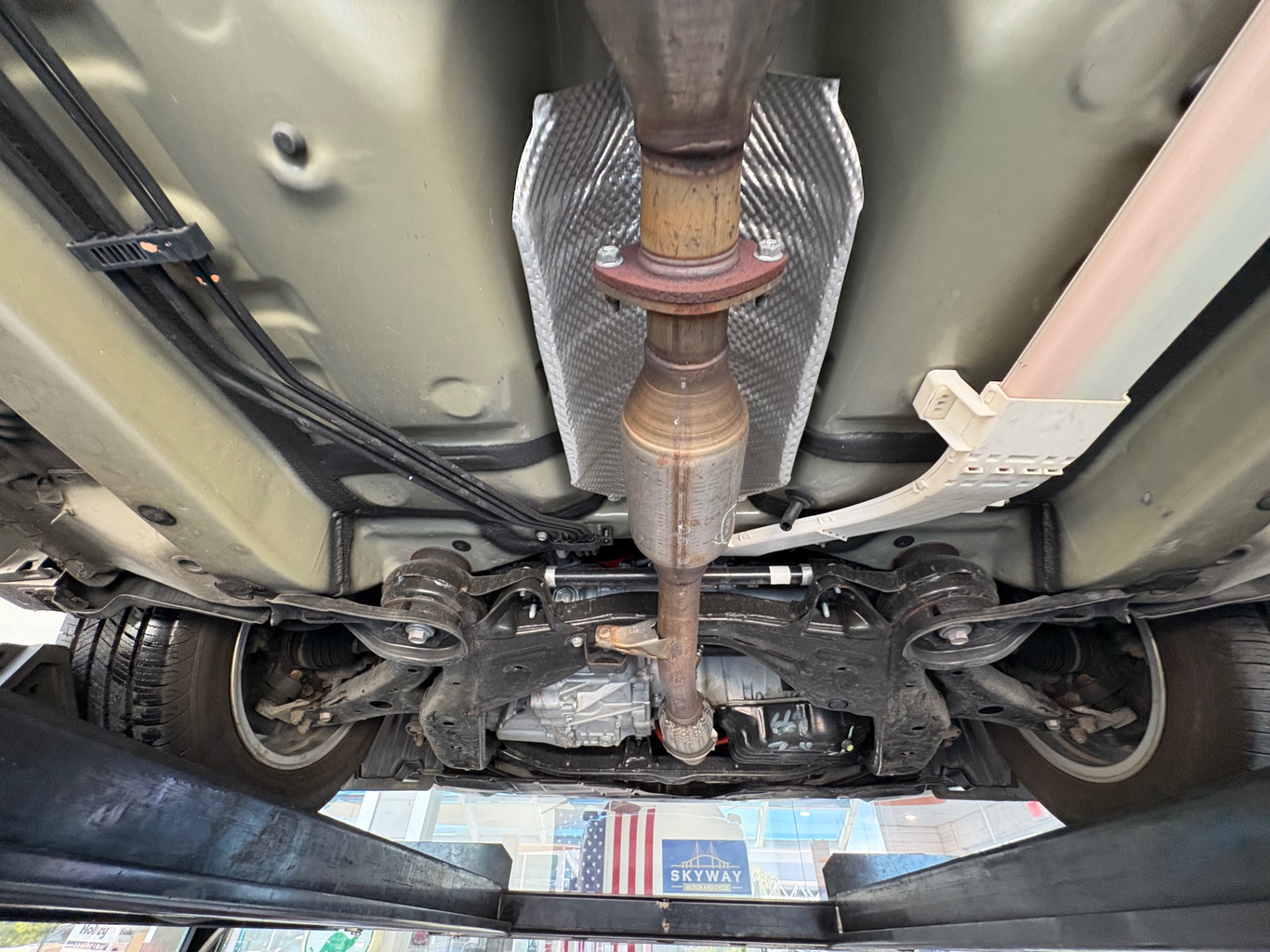 Vehicle photo 49