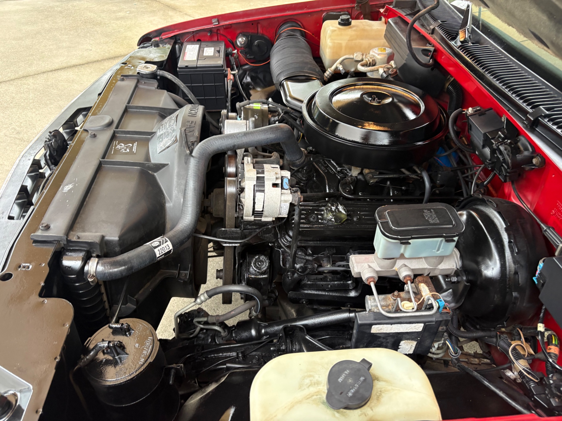 Vehicle photo 28