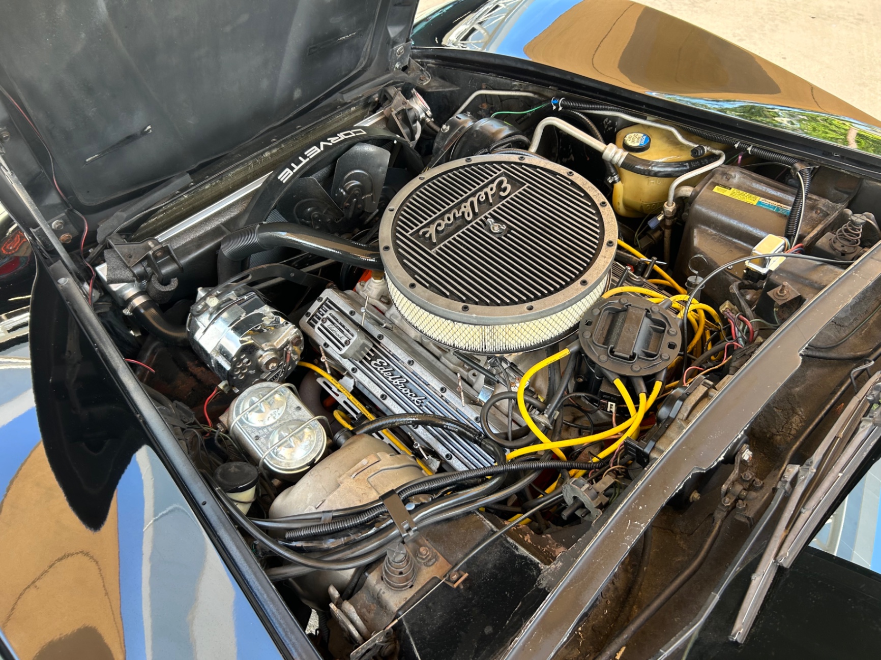 Vehicle photo 28