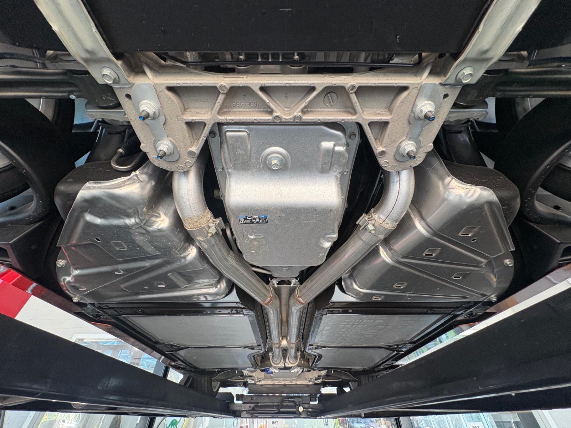 Vehicle photo 53