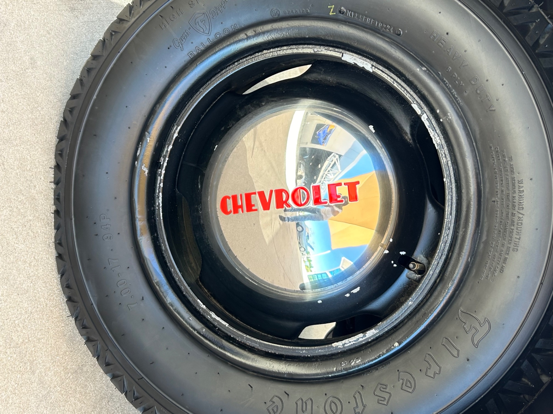 Vehicle photo 9